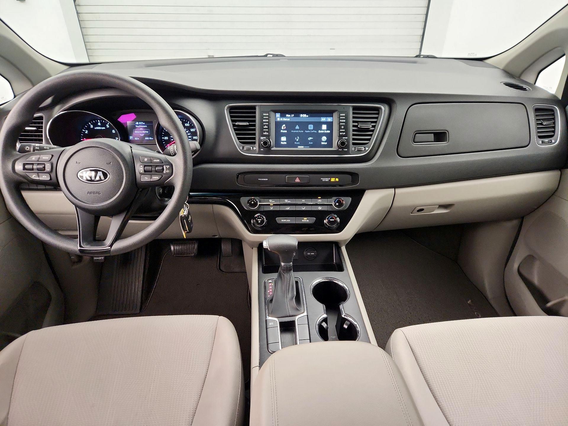 Thumbnail: 2019 Kia Sedona - 9