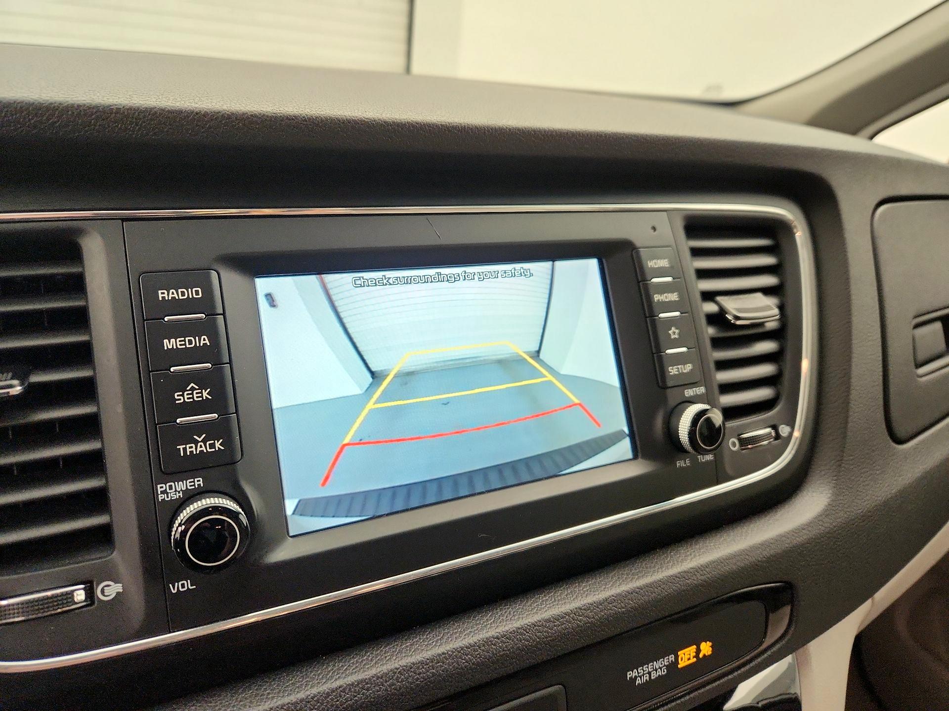 Thumbnail: 2019 Kia Sedona - 14