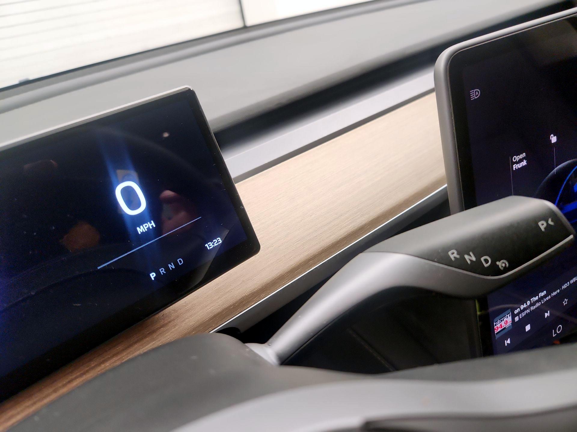 Thumbnail: 2023 Tesla Model 3 - 18