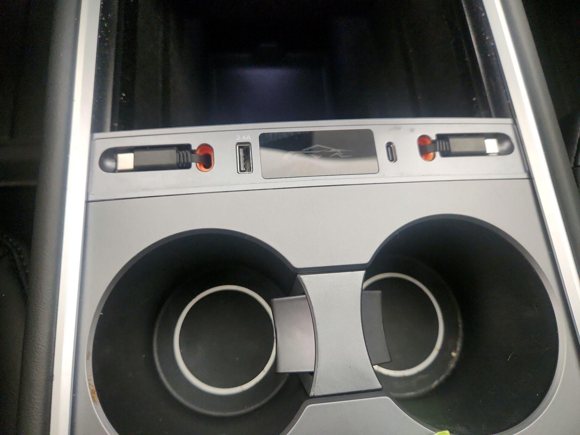 Thumbnail: 2023 Tesla Model 3 - 19