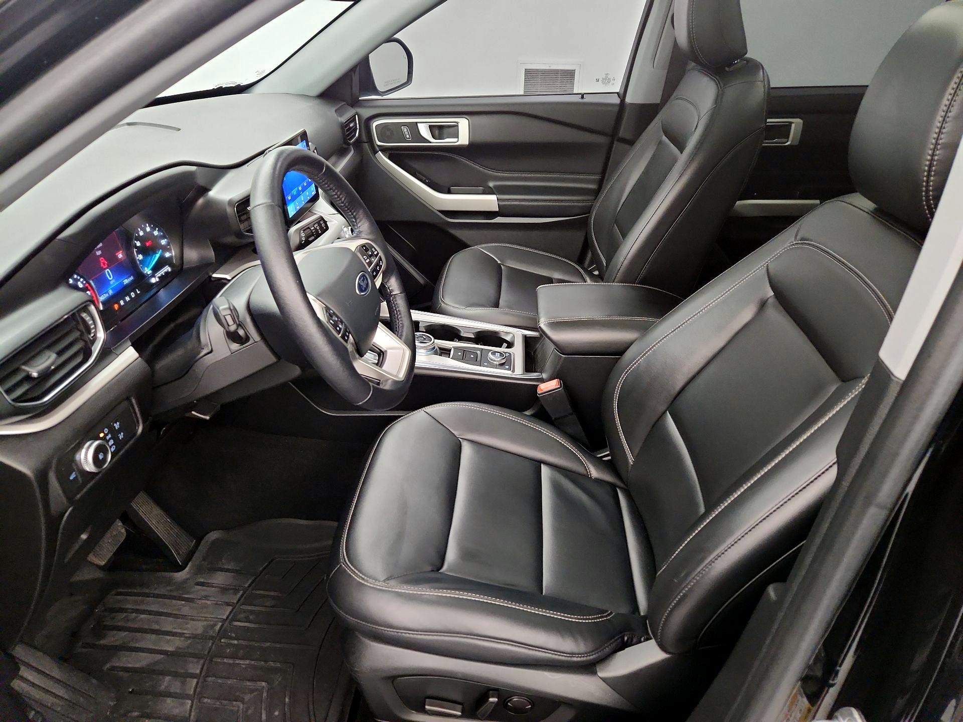 Thumbnail: 2021 Ford Explorer - 11