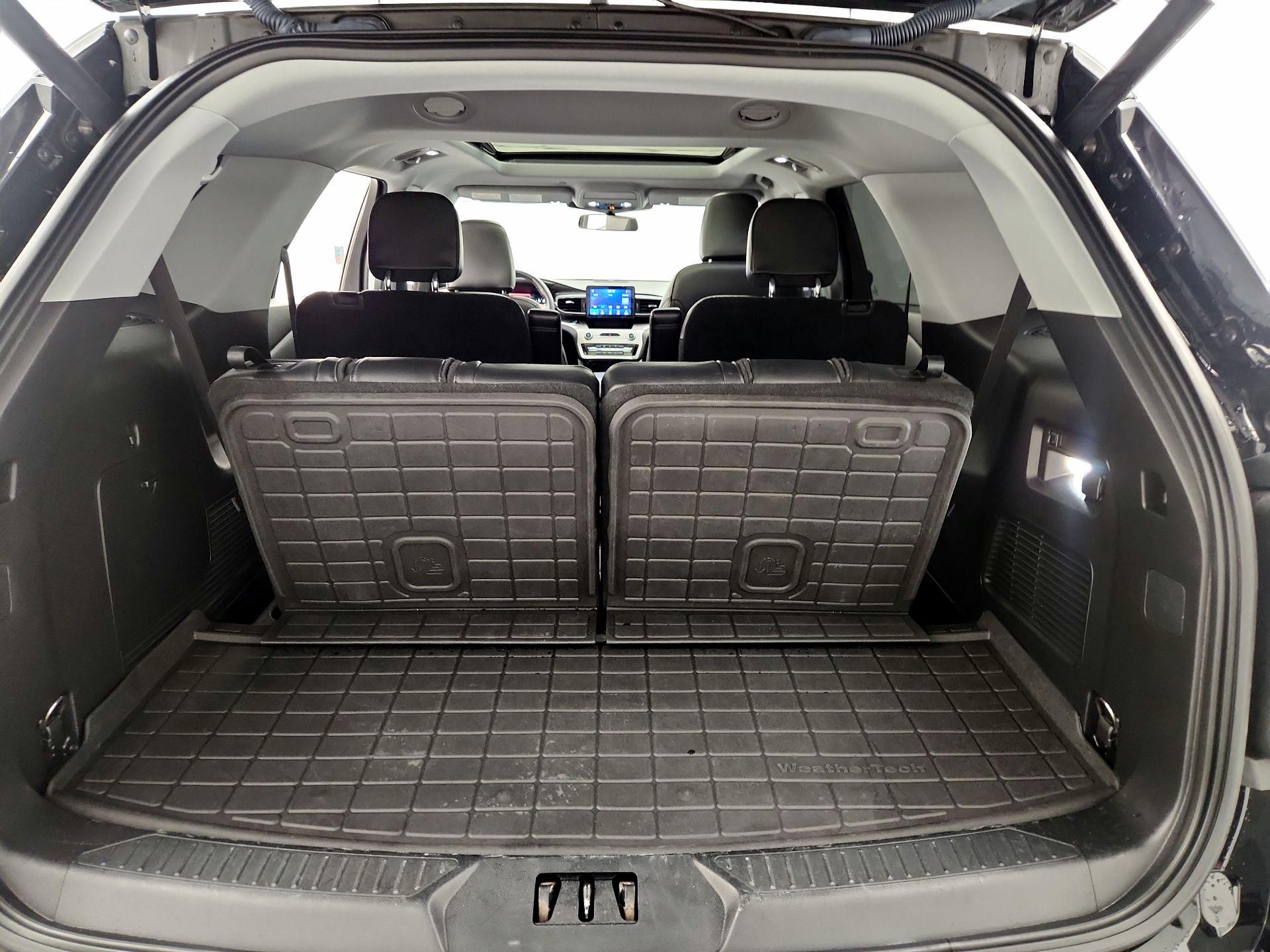 Thumbnail: 2021 Ford Explorer - 20