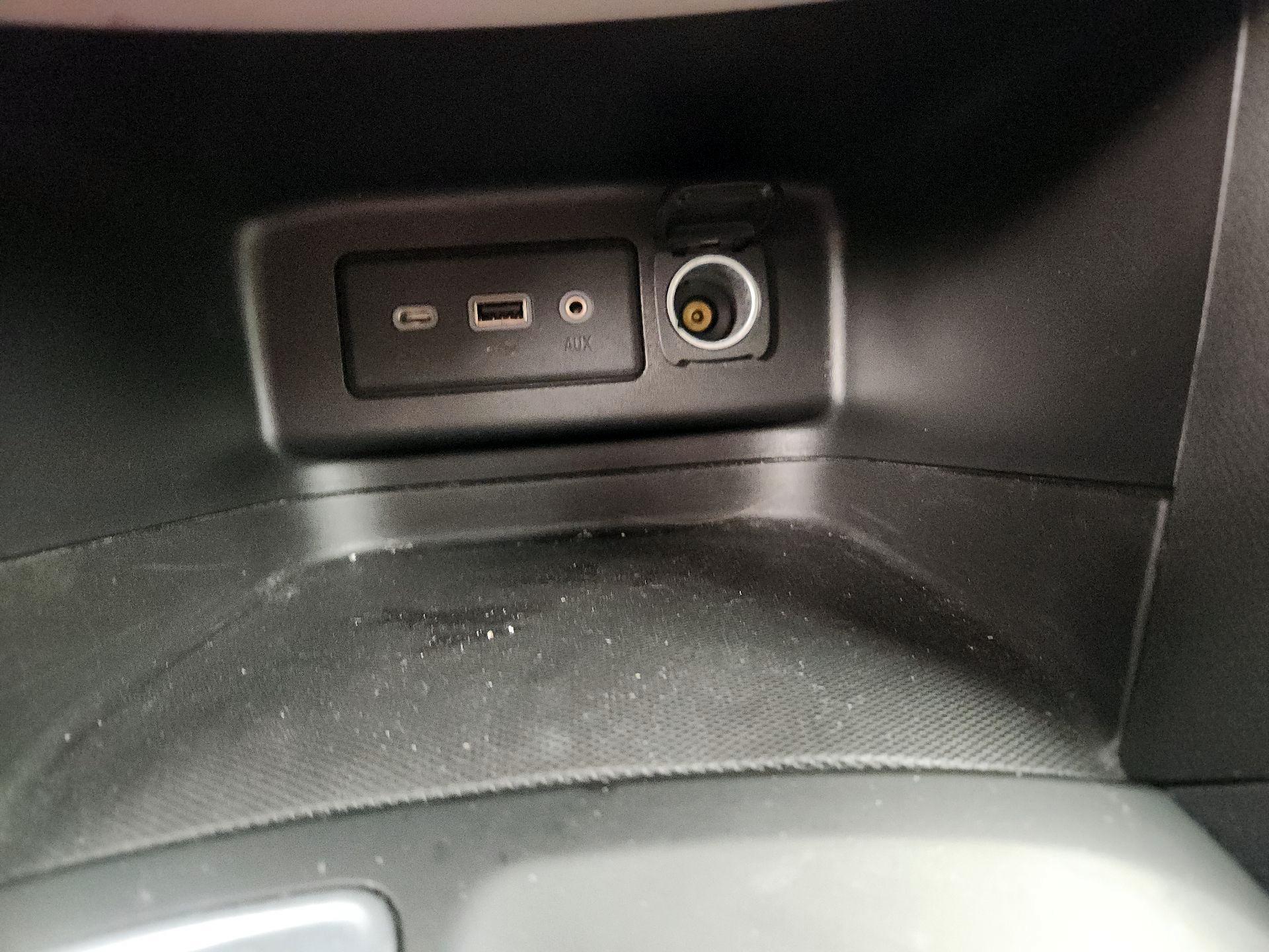 Thumbnail: 2019 Chevrolet Equinox - 18