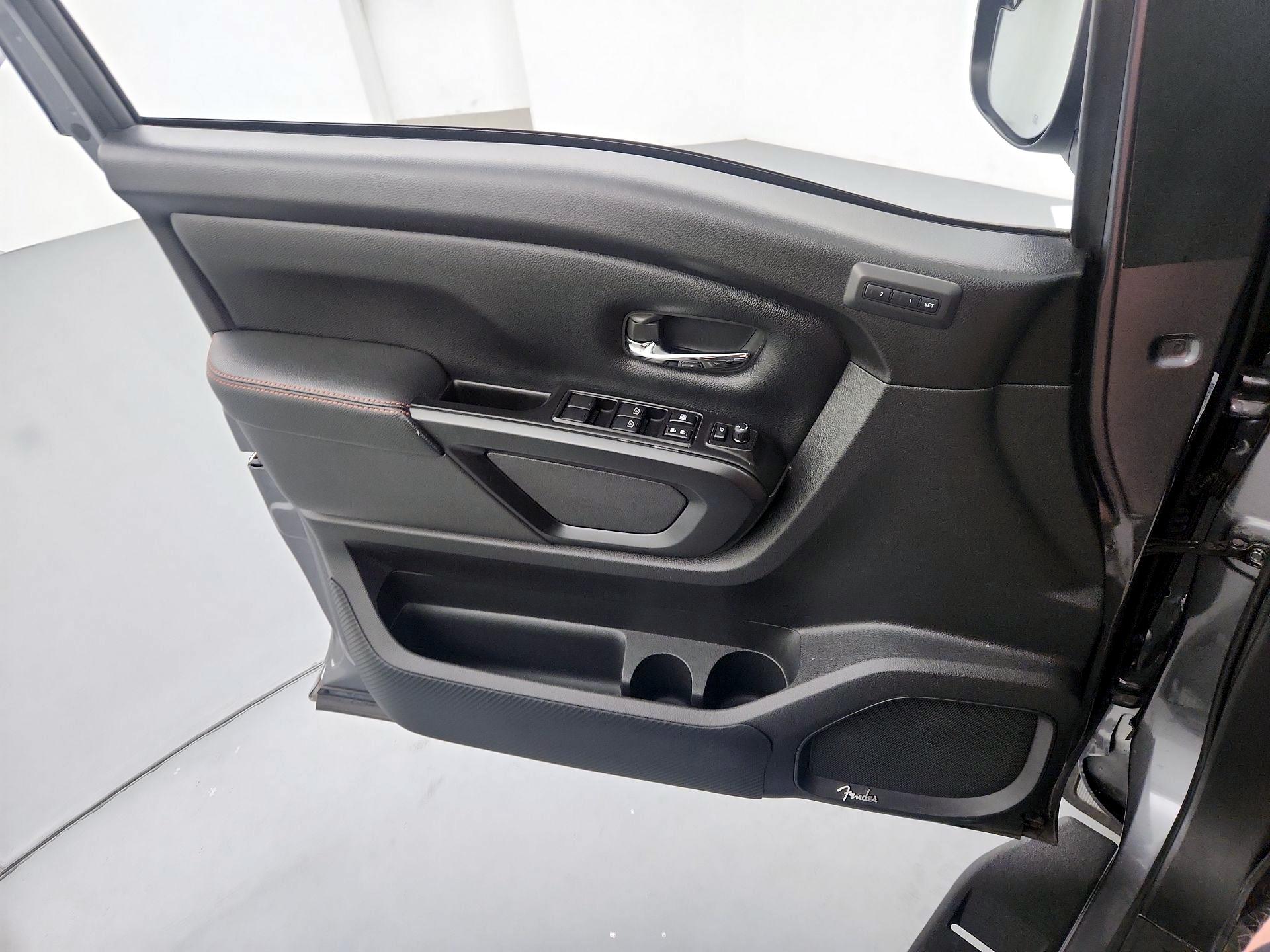 Thumbnail: 2023 Nissan Titan - 12