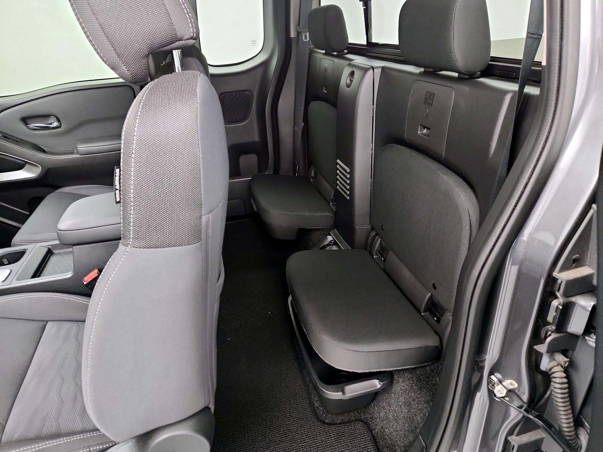 Thumbnail: 2022 Nissan Frontier - 19