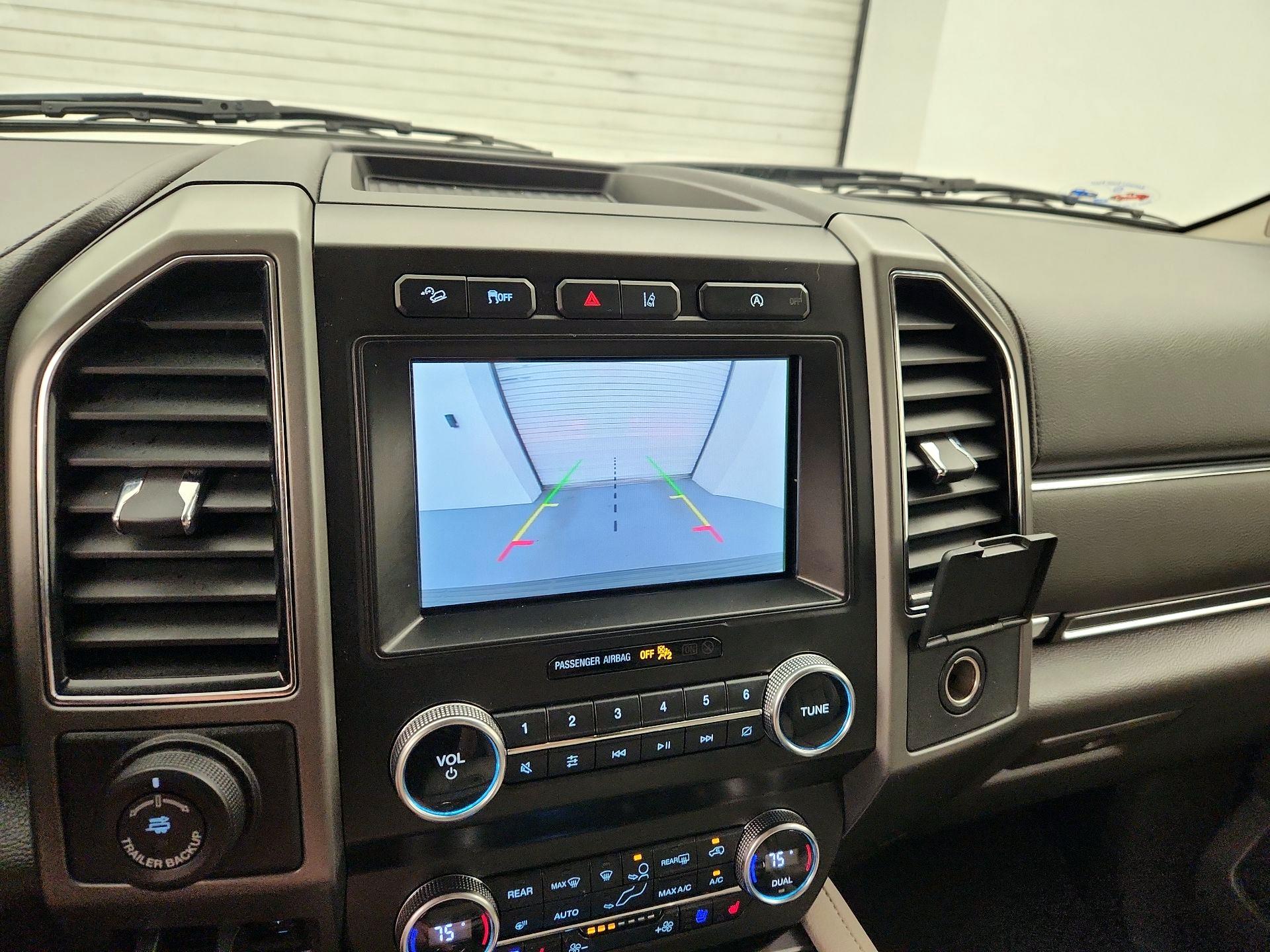 Thumbnail: 2021 Ford Expedition - 14