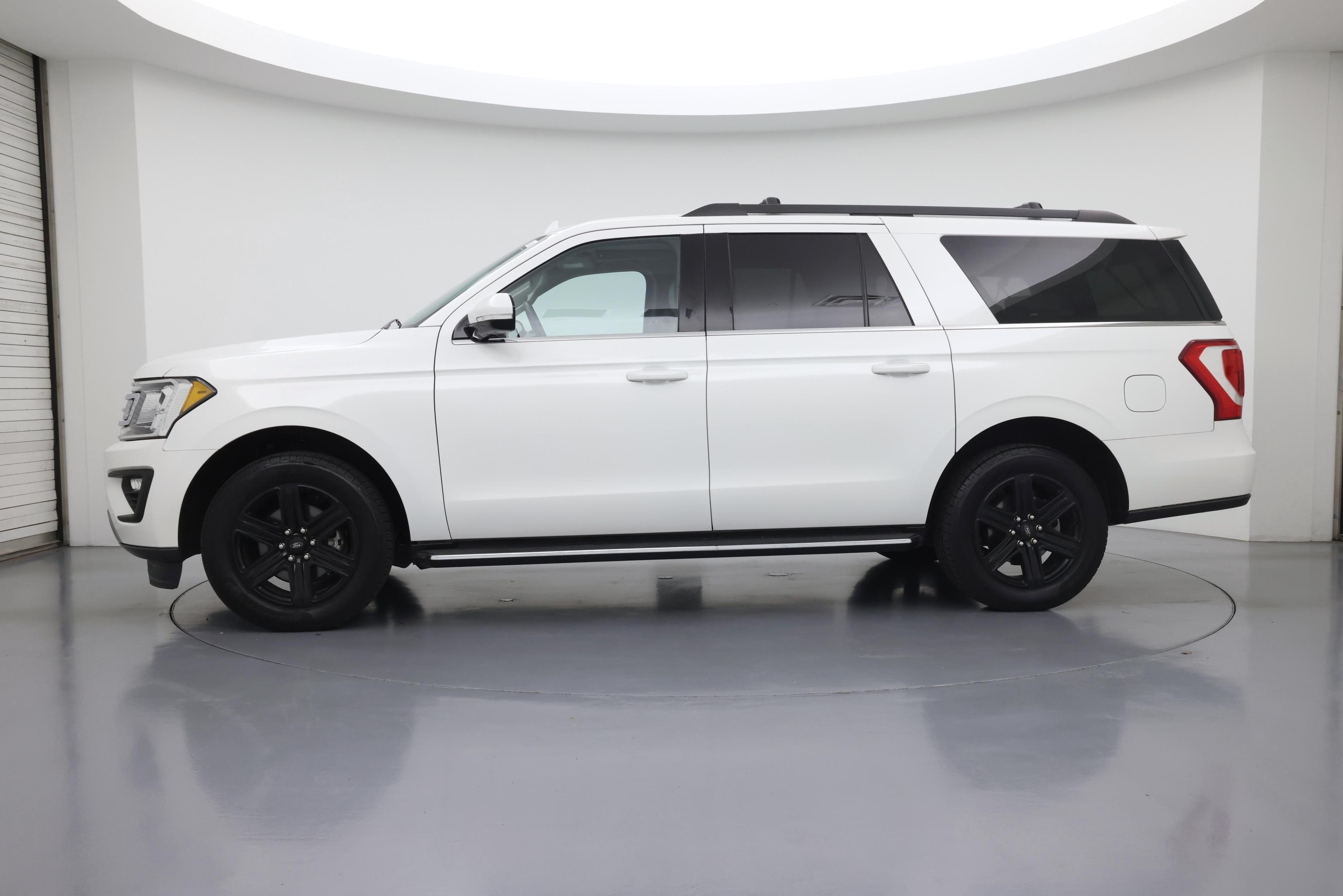 Thumbnail: 2021 Ford Expedition - 3