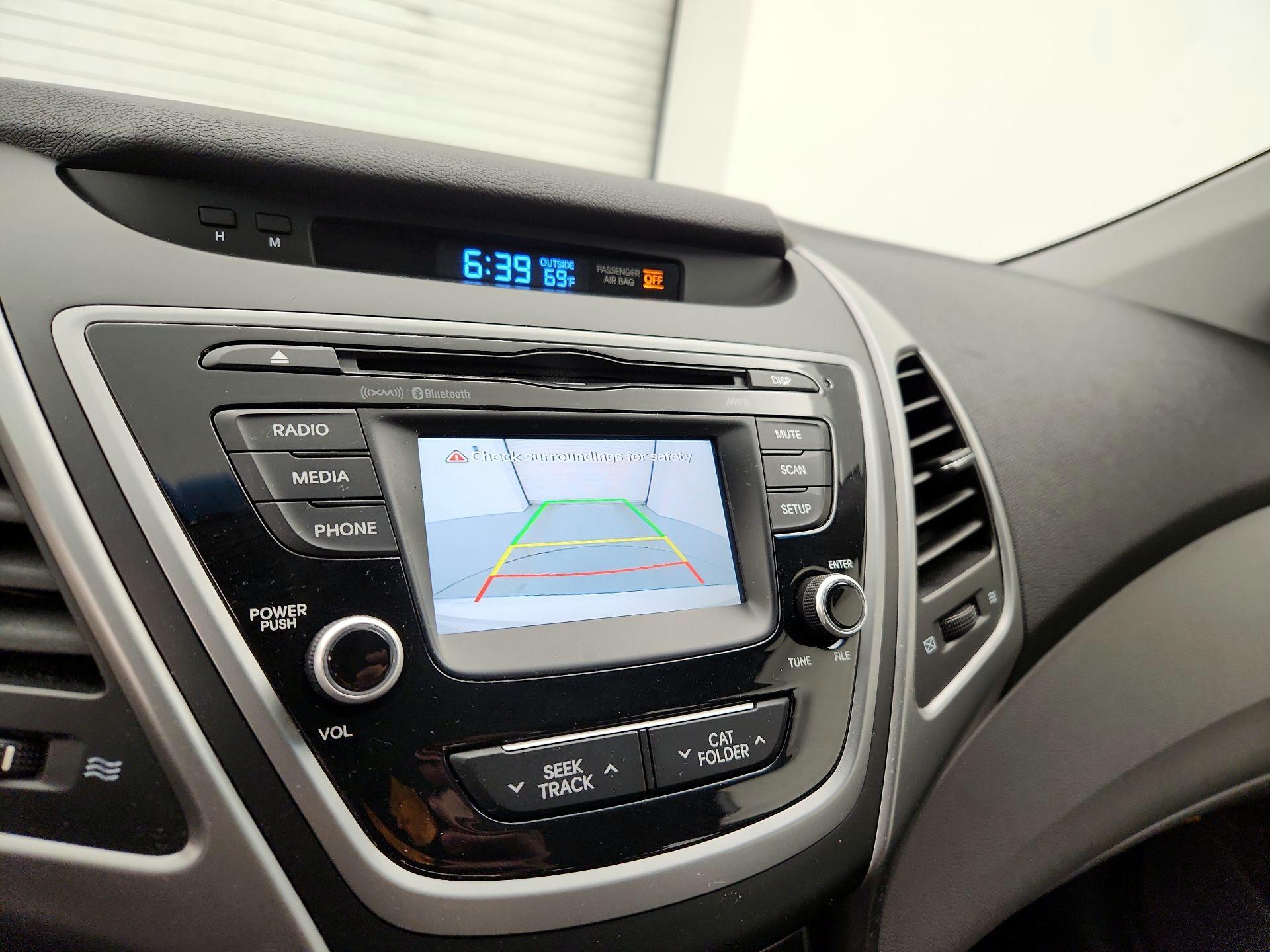 Thumbnail: 2015 Hyundai Elantra - 14