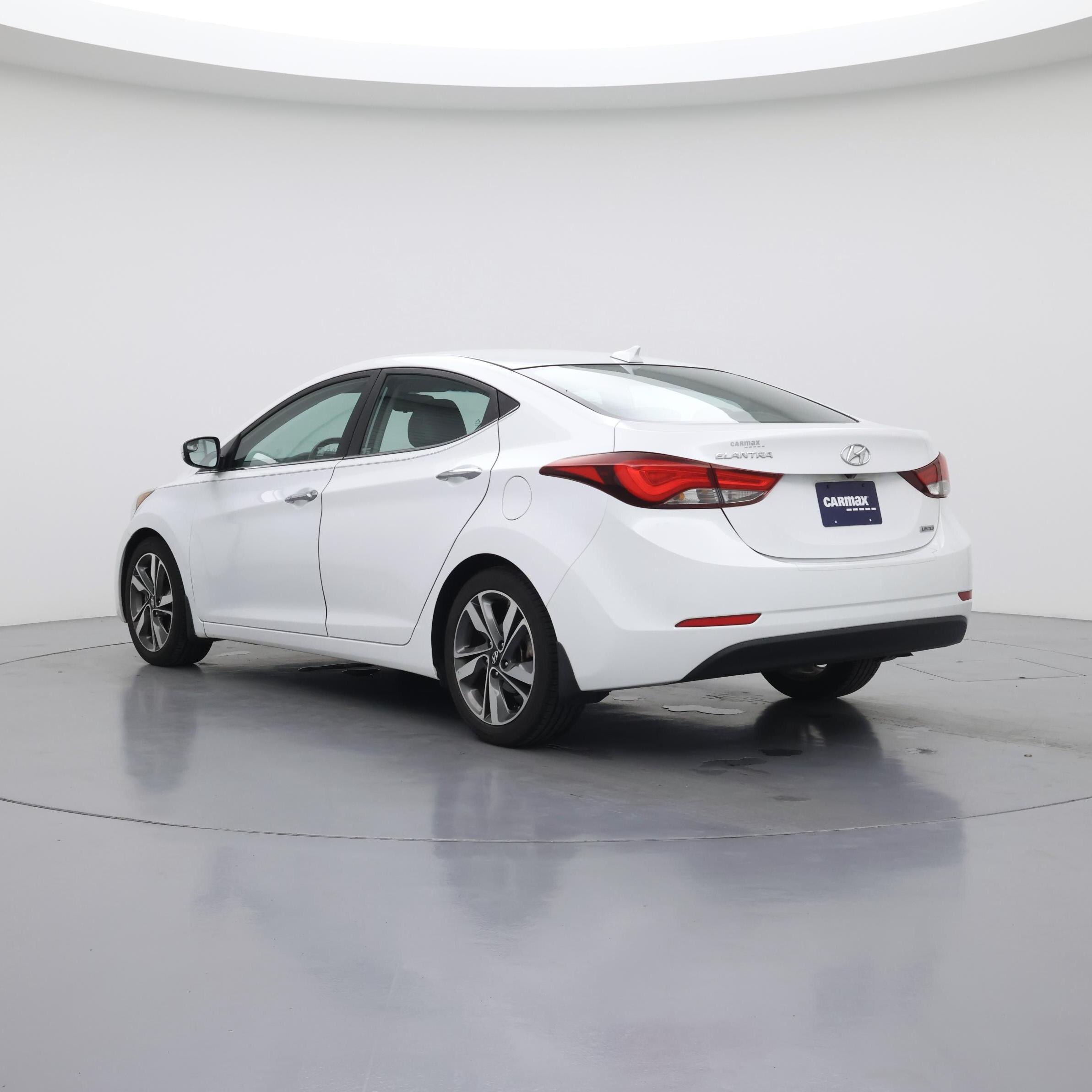 Thumbnail: 2015 Hyundai Elantra - 2