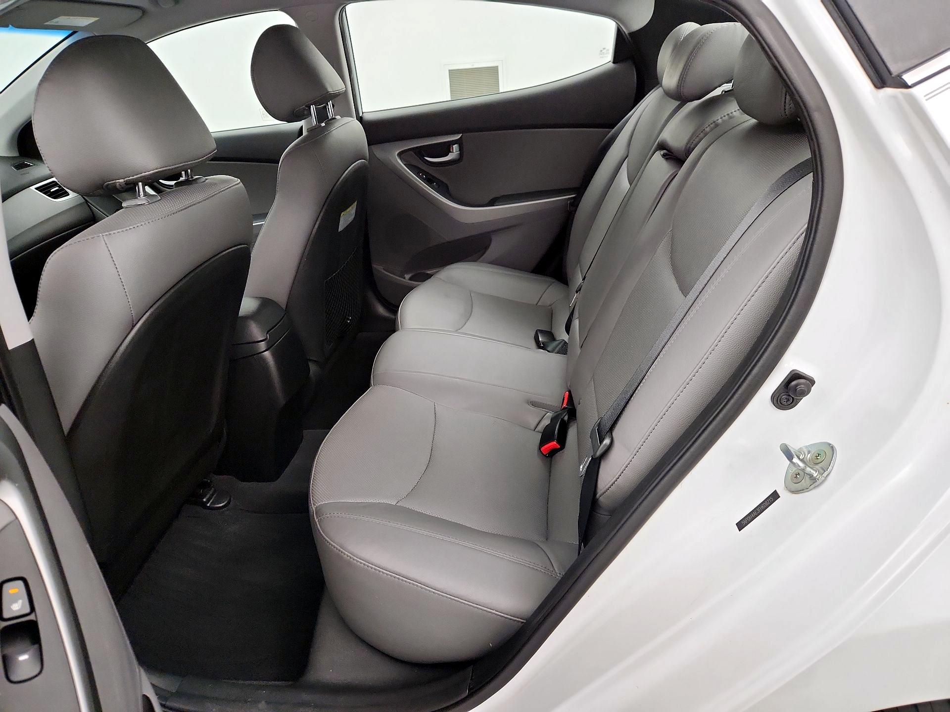 Thumbnail: 2015 Hyundai Elantra - 19
