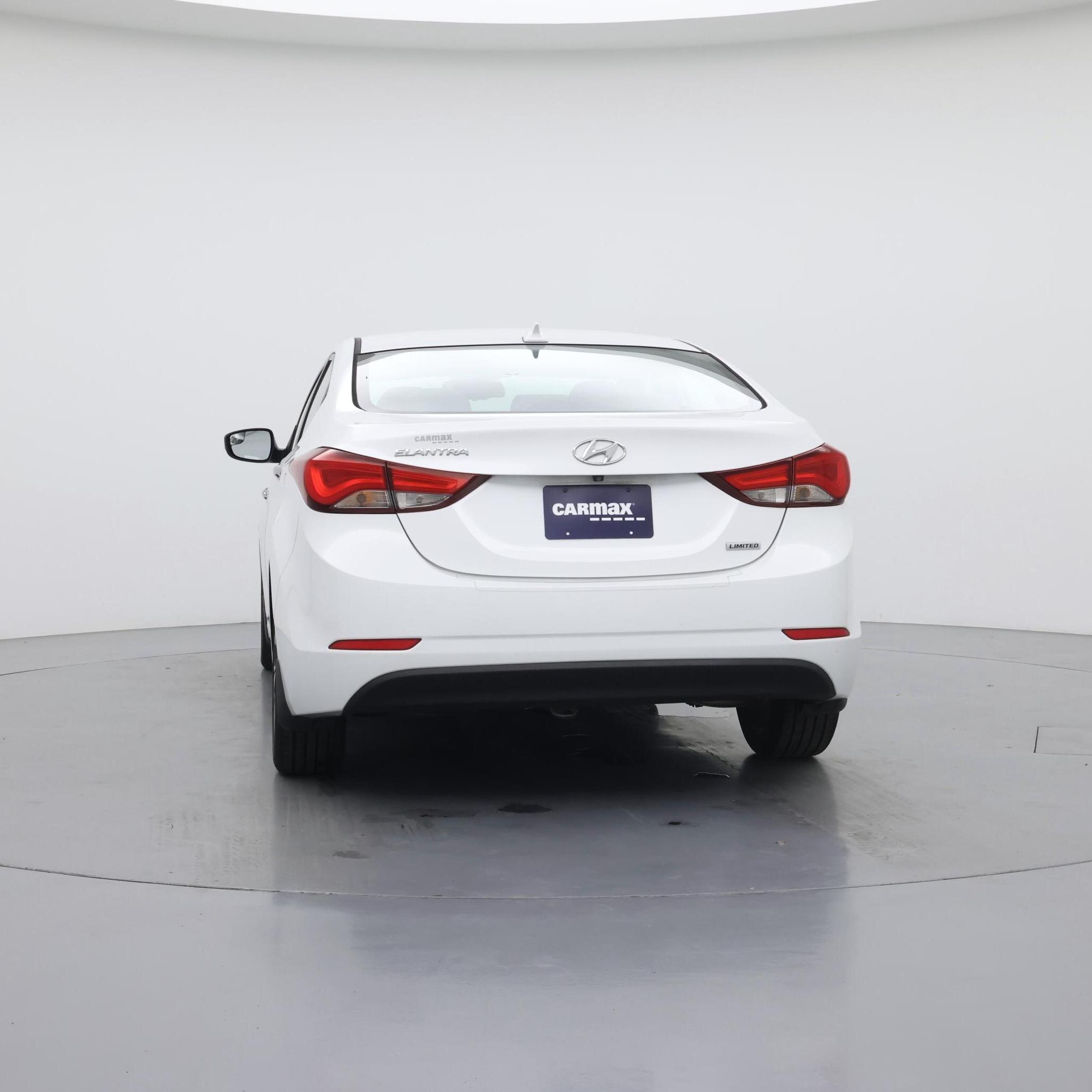 Thumbnail: 2015 Hyundai Elantra - 6
