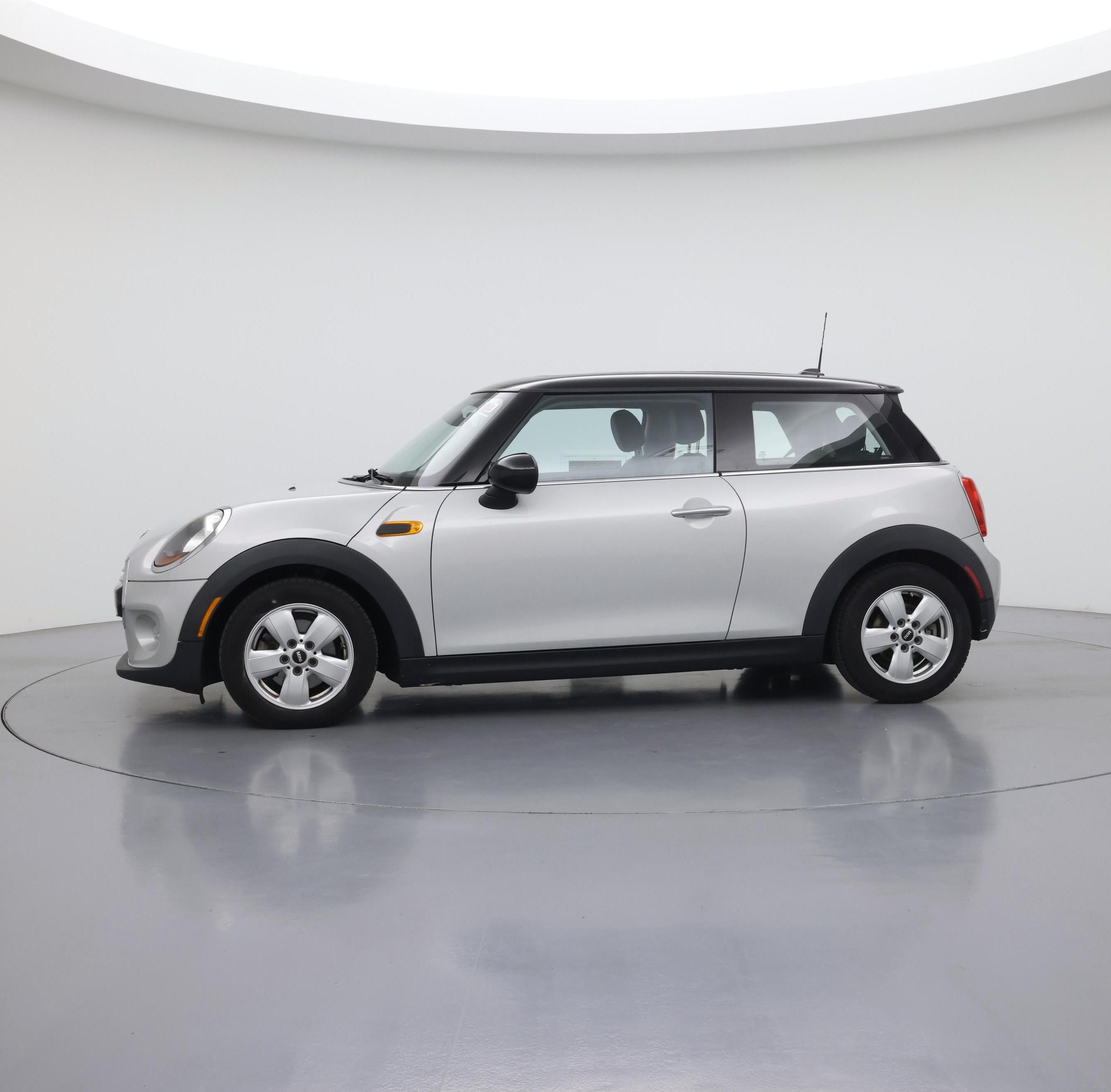 Thumbnail: 2015 MINI Cooper Hardtop - 3