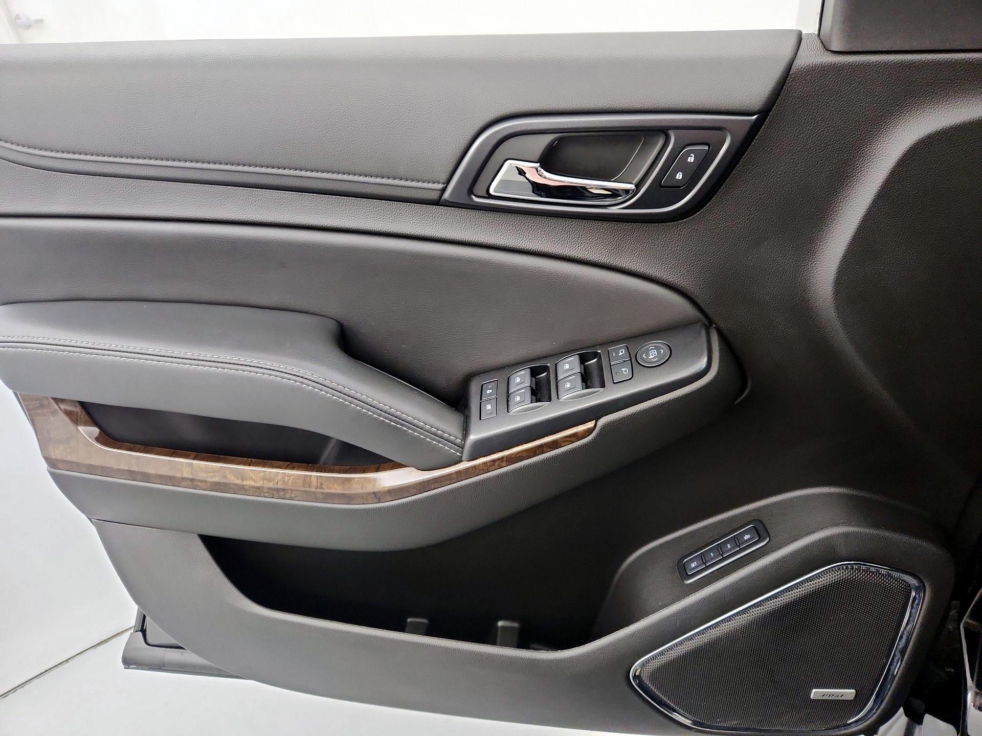 Thumbnail: 2020 Chevrolet Tahoe - 12