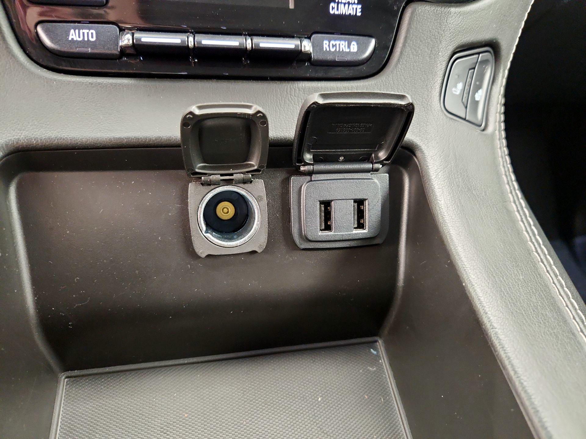 Thumbnail: 2020 Chevrolet Tahoe - 19