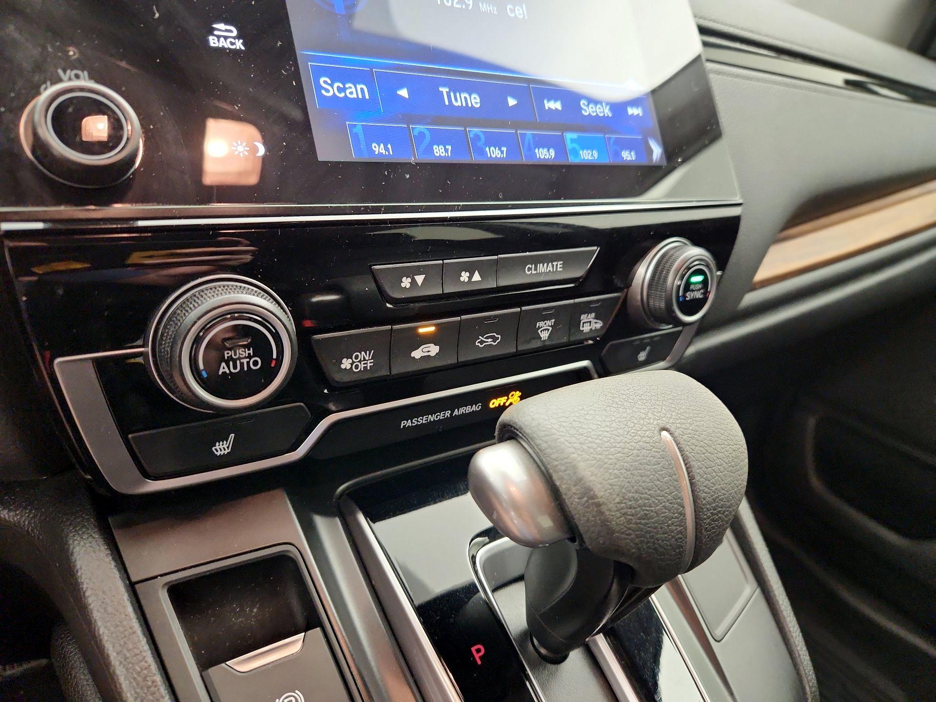 Thumbnail: 2019 Honda CR-V - 16