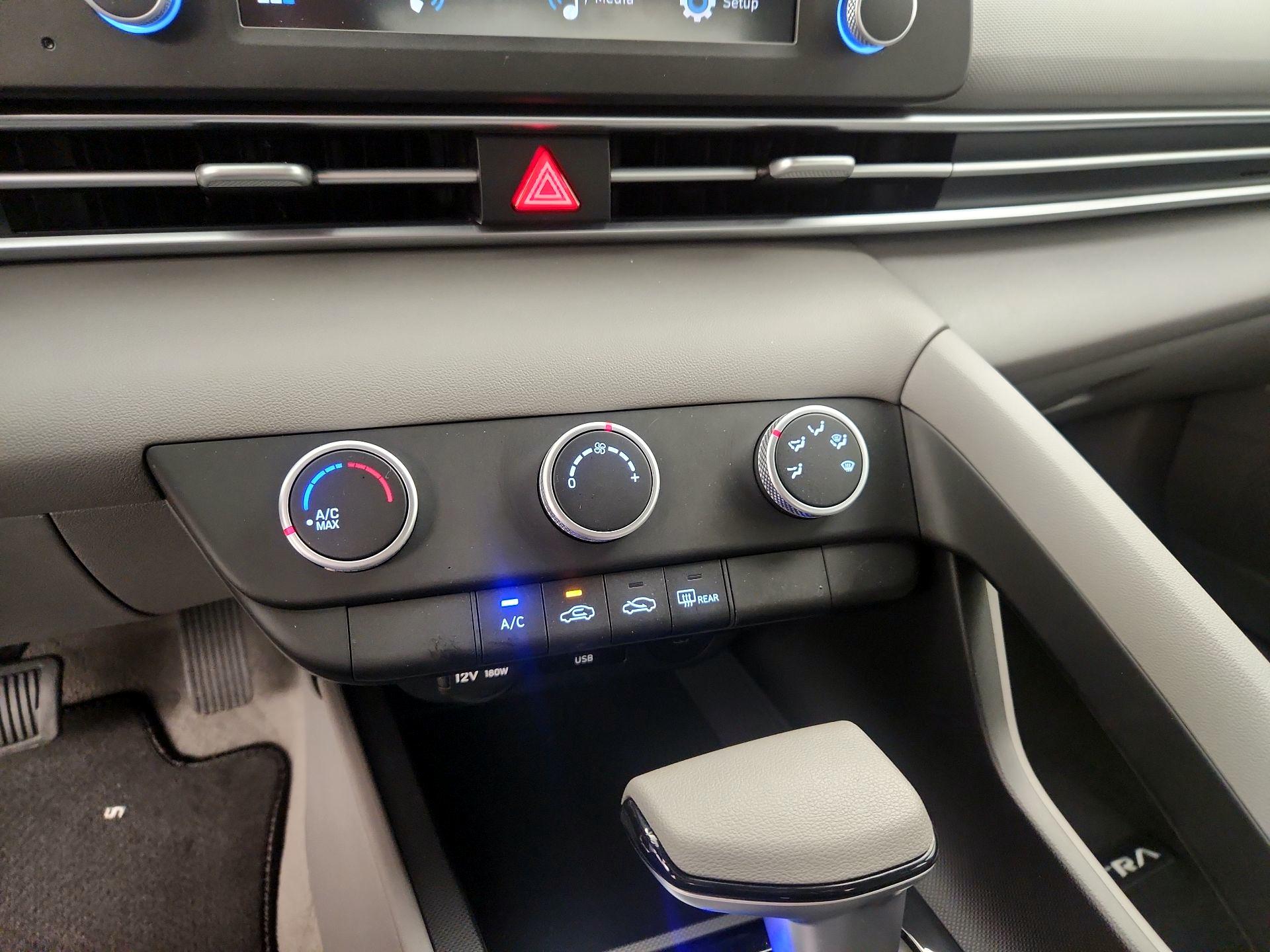 Thumbnail: 2025 Hyundai Elantra - 16