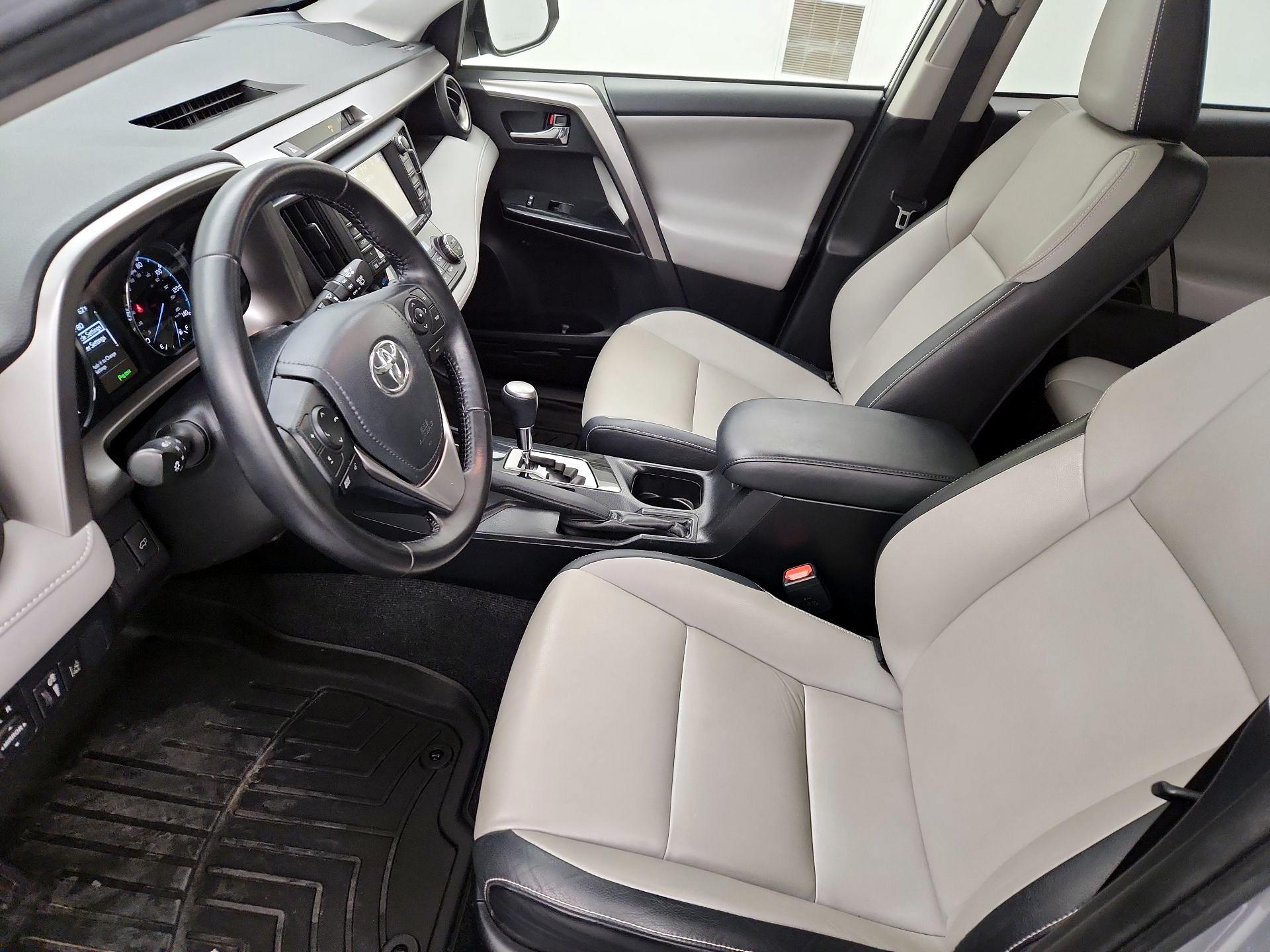 Thumbnail: 2017 Toyota RAV4 - 11