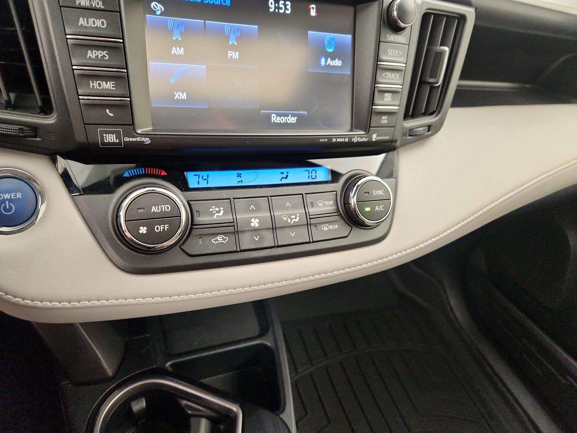 Thumbnail: 2017 Toyota RAV4 - 16