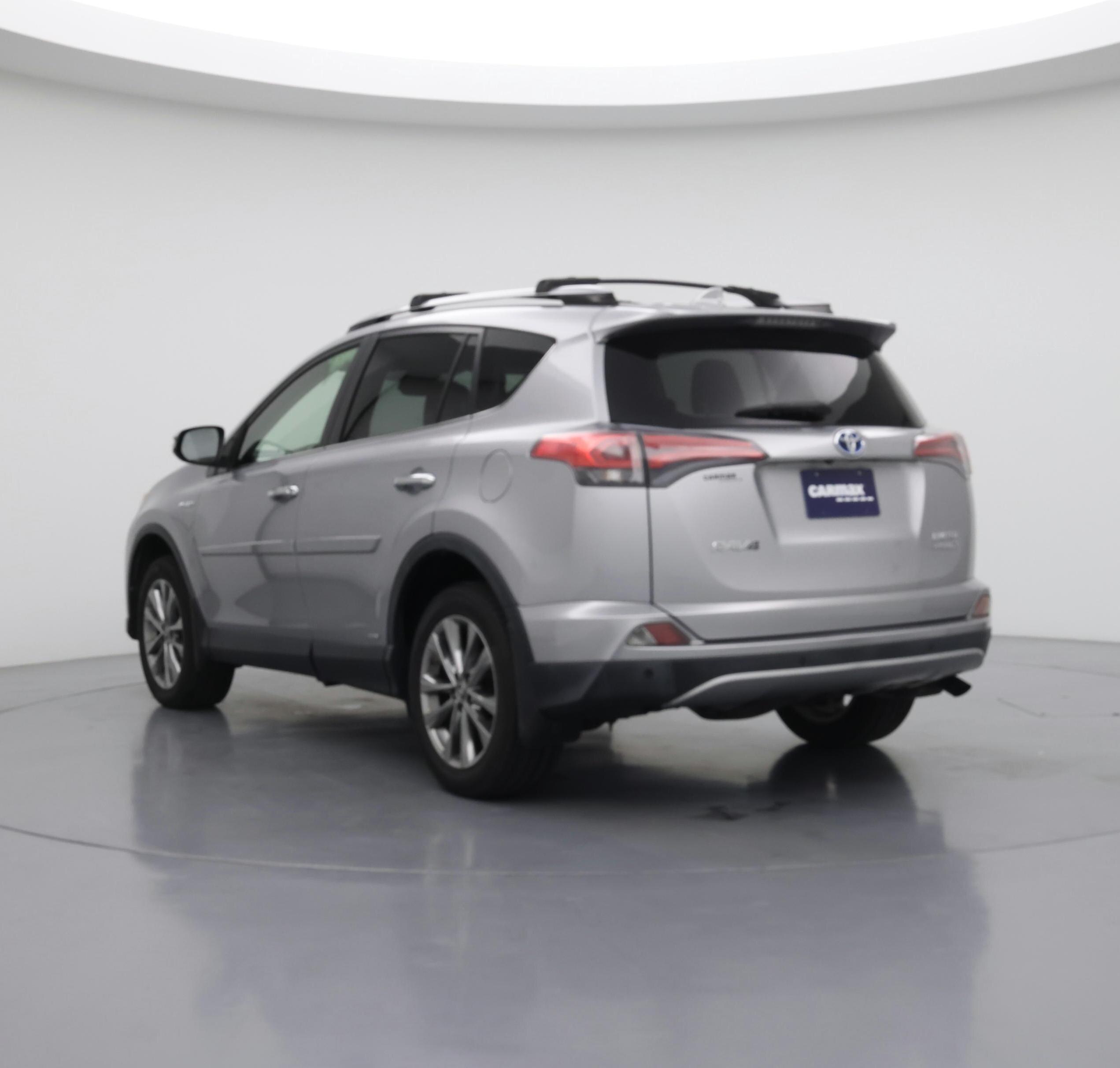 Thumbnail: 2017 Toyota RAV4 - 2