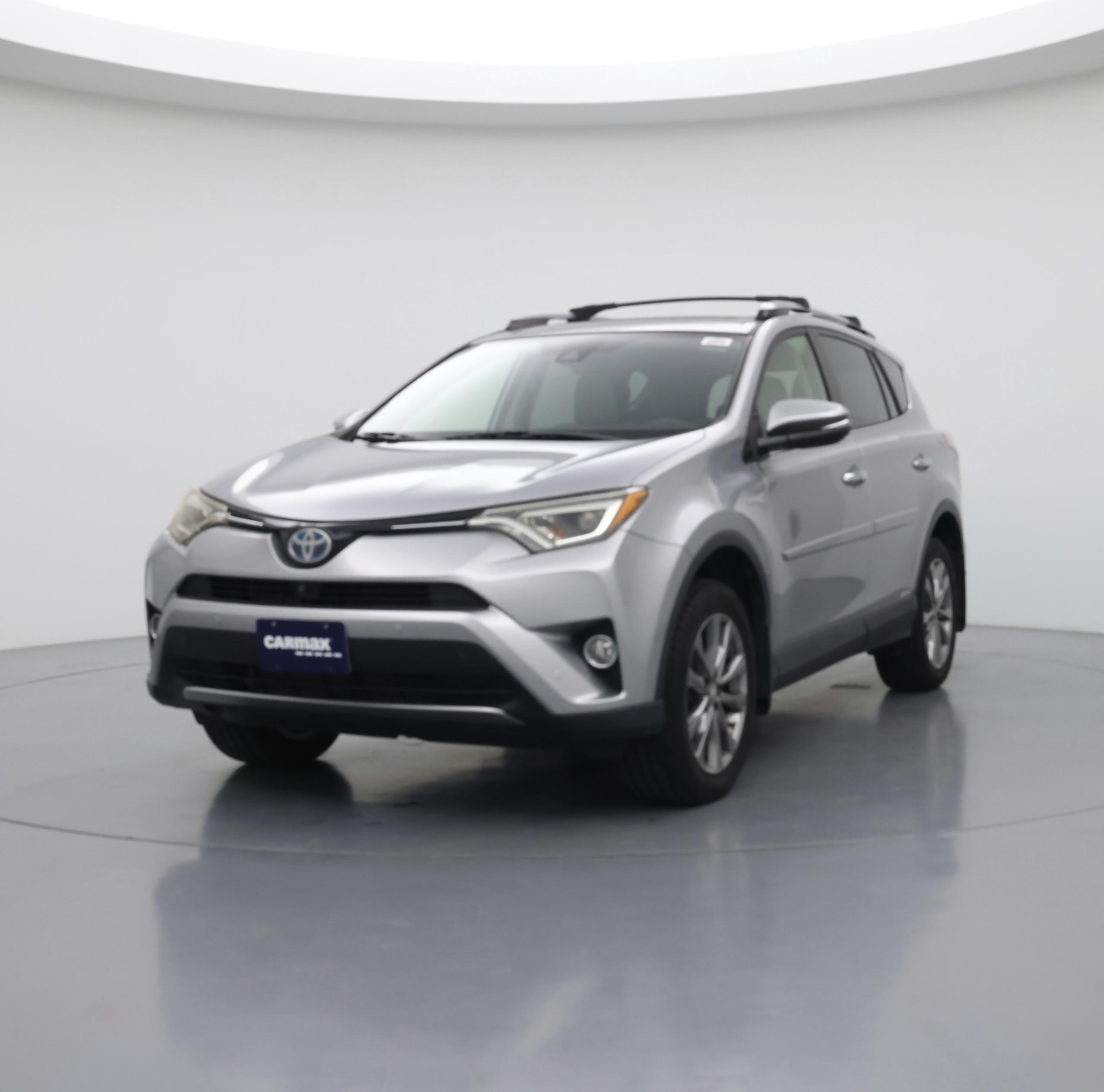 Thumbnail: 2017 Toyota RAV4 - 4