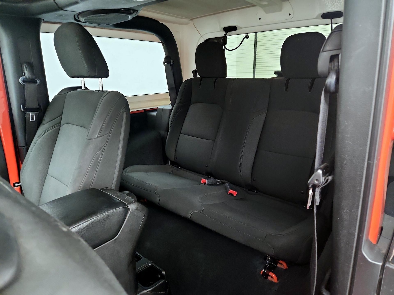 2020 Jeep Wrangler Sport S - Photo 20