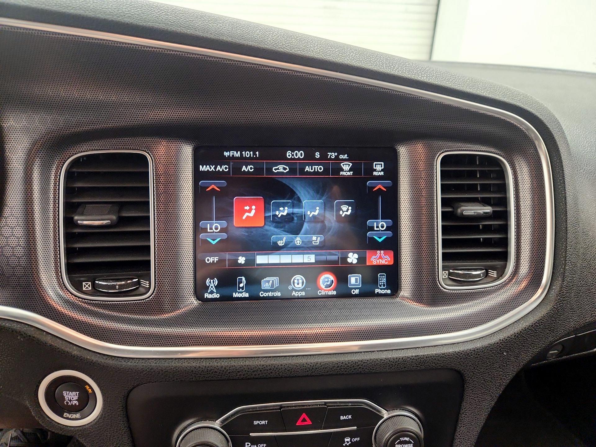 Thumbnail: 2016 Dodge Charger - 15