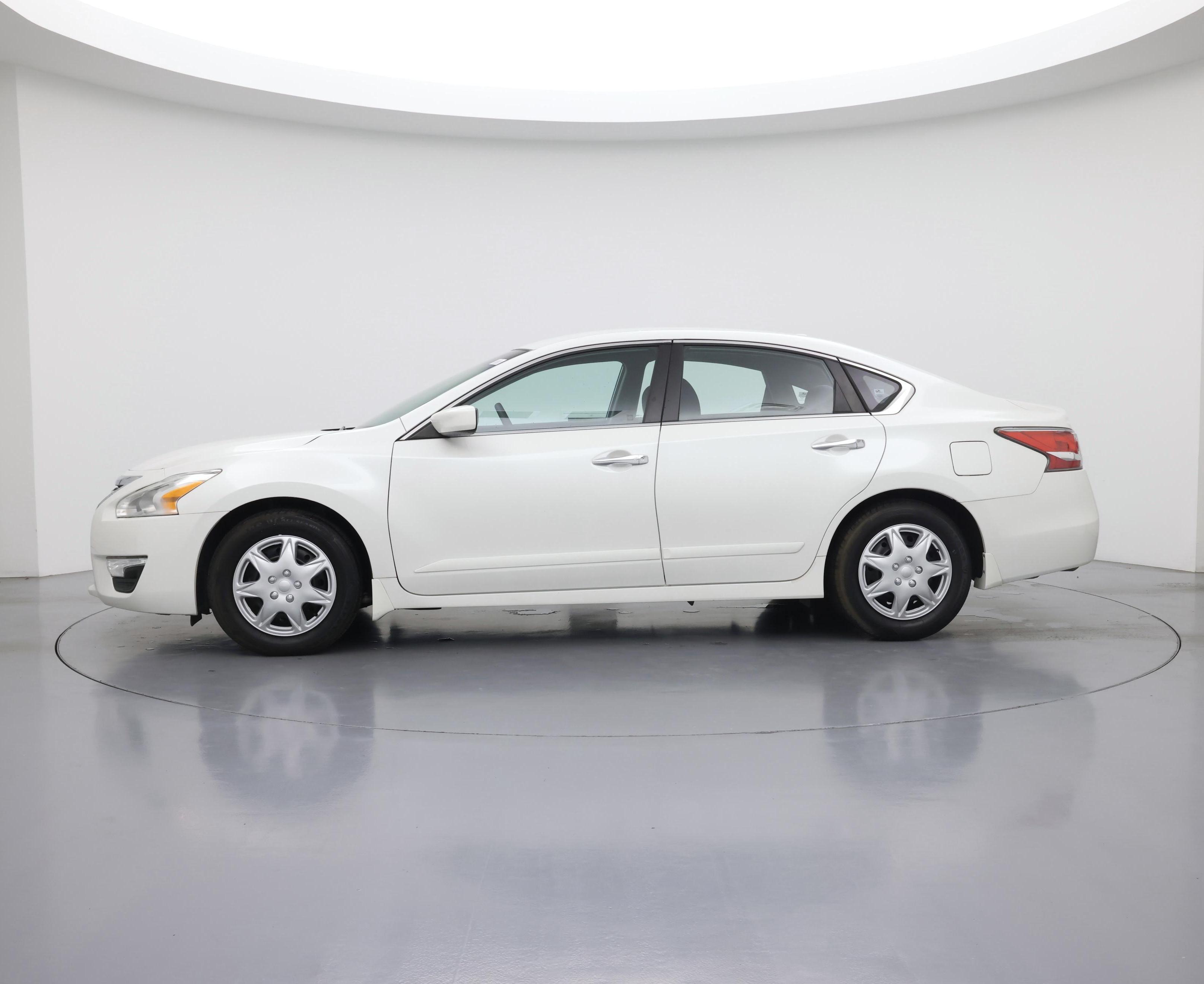 Thumbnail: 2014 Nissan Altima - 3