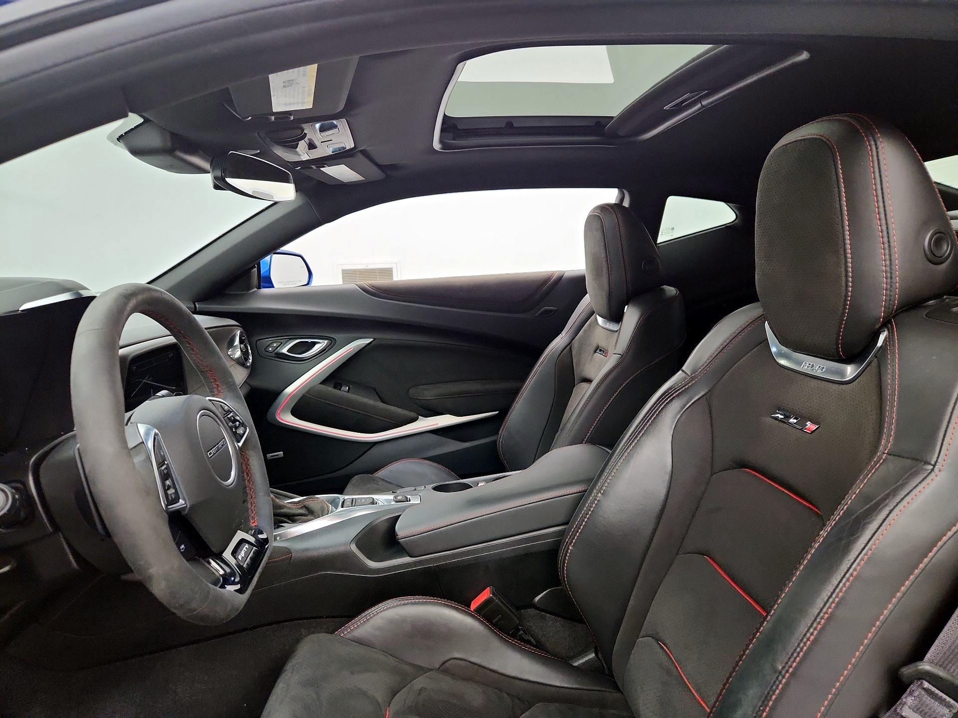 Thumbnail: 2017 Chevrolet Camaro - 19