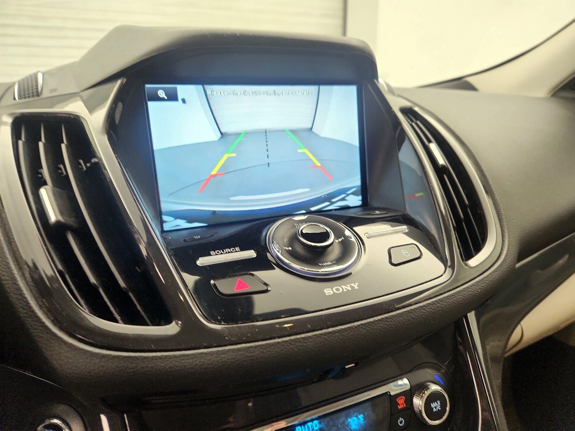 Thumbnail: 2015 Ford Escape - 14