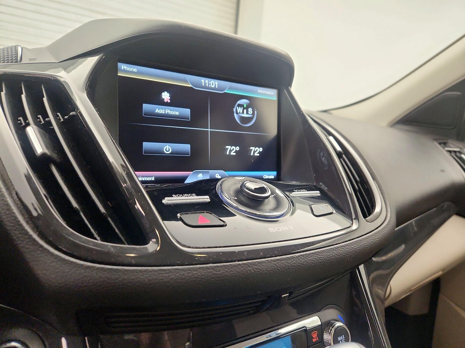 Thumbnail: 2015 Ford Escape - 15