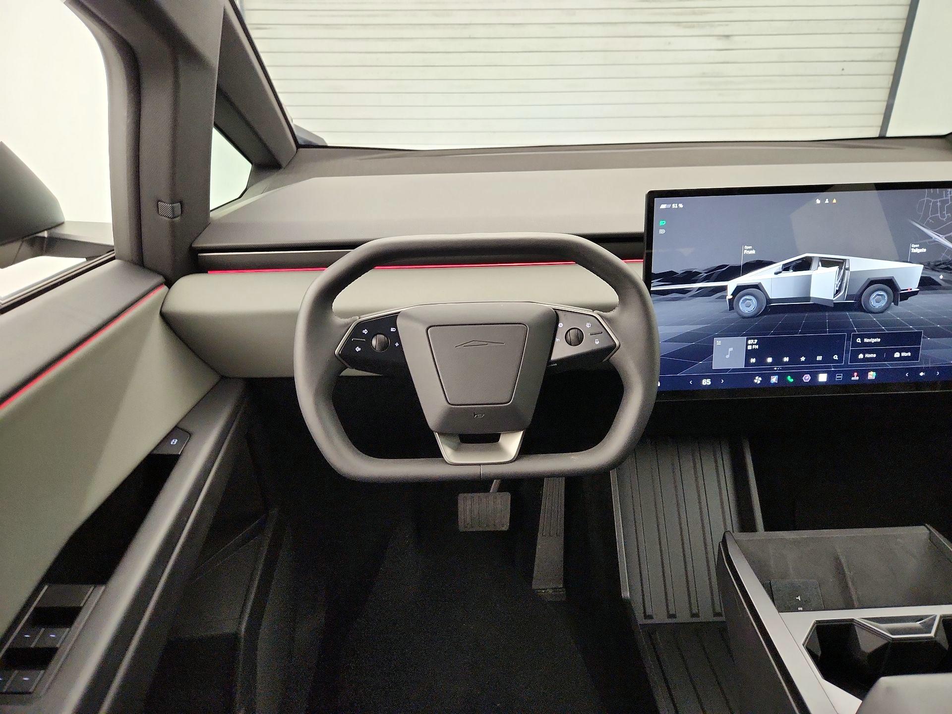 Thumbnail: 2025 Tesla Cybertruck - 10