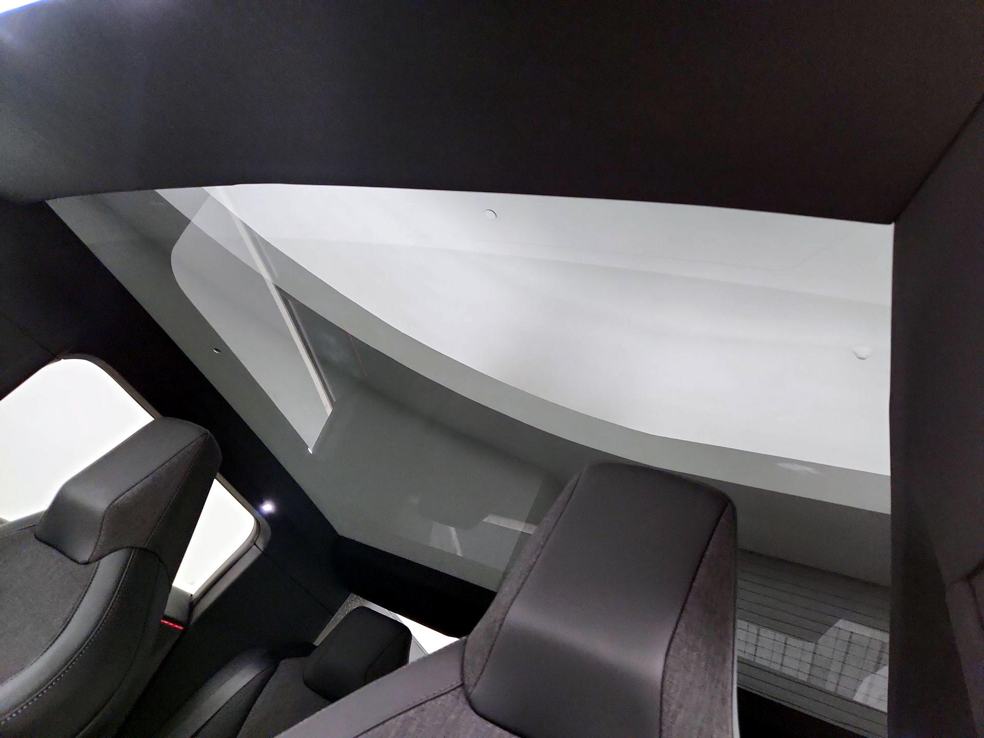 Thumbnail: 2025 Tesla Cybertruck - 18