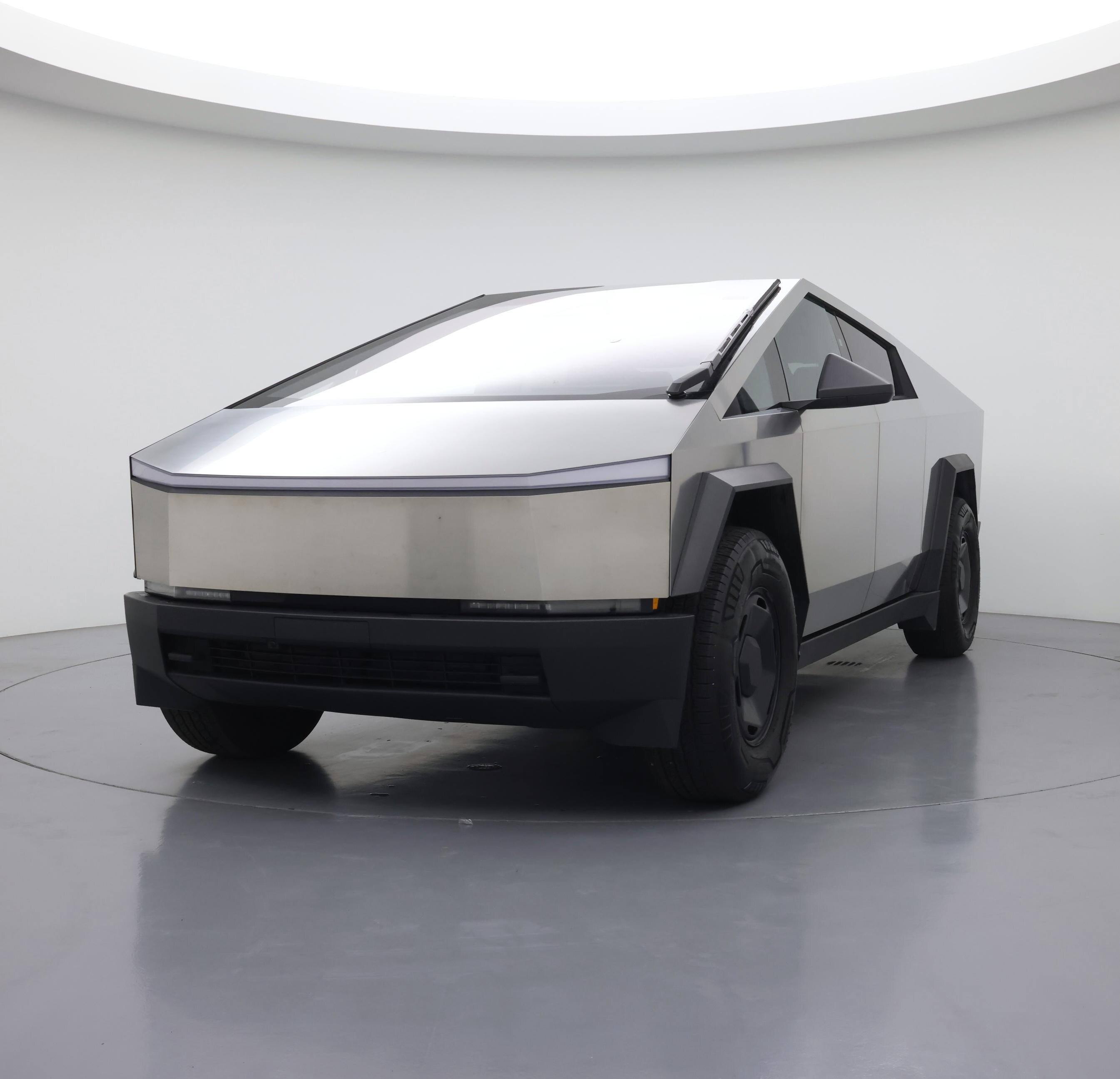 Thumbnail: 2025 Tesla Cybertruck - 4