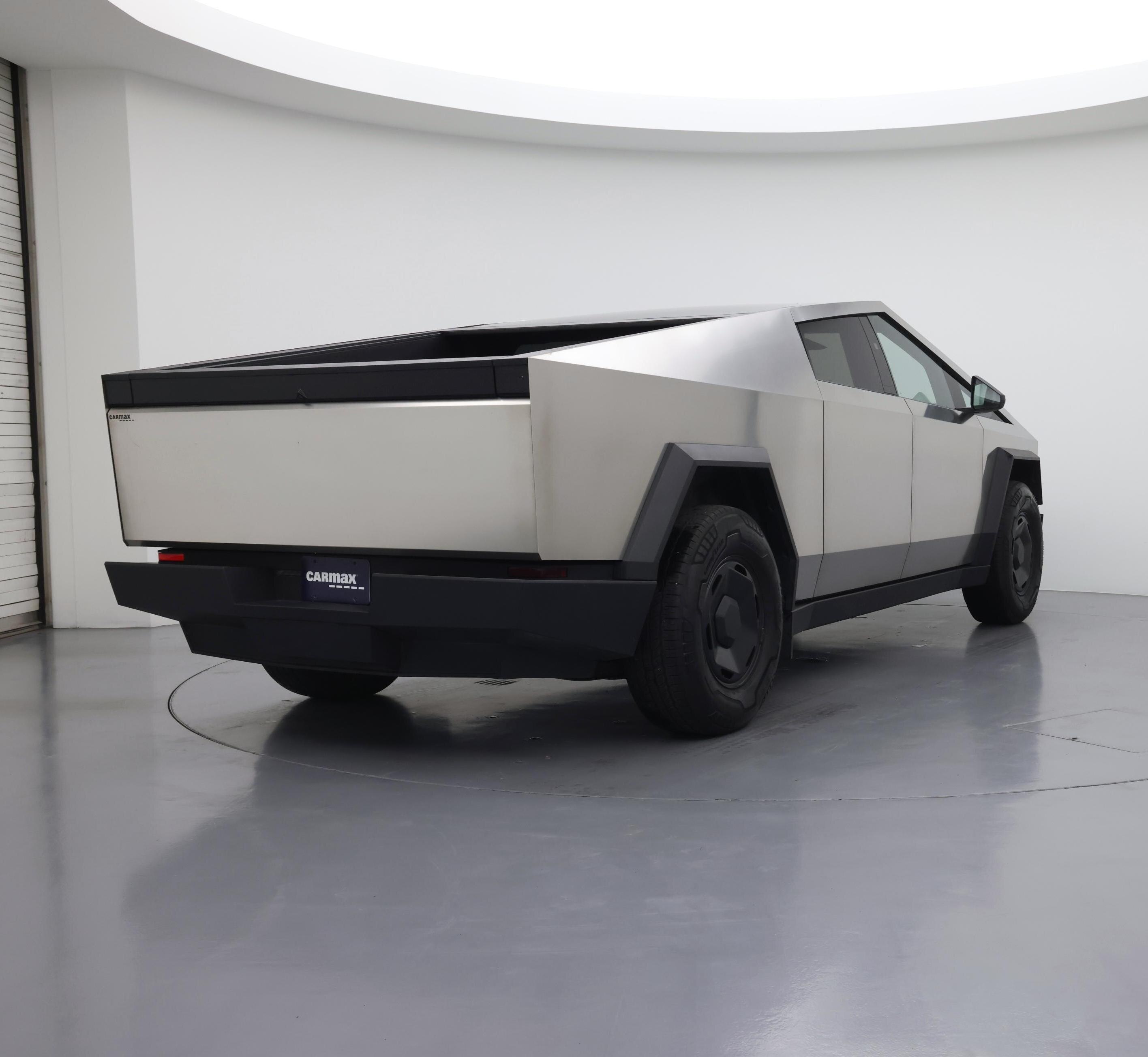 Thumbnail: 2025 Tesla Cybertruck - 8