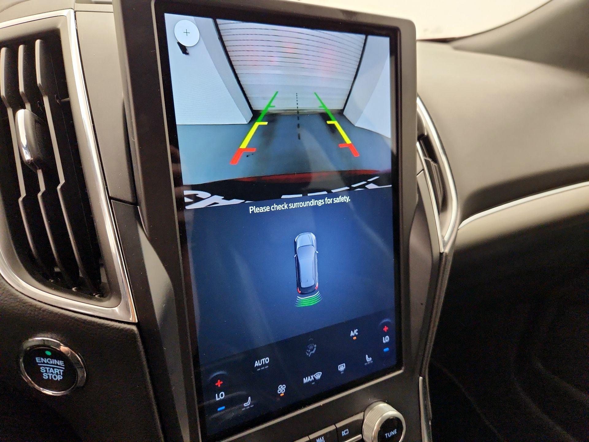 Thumbnail: 2022 Ford Edge - 14