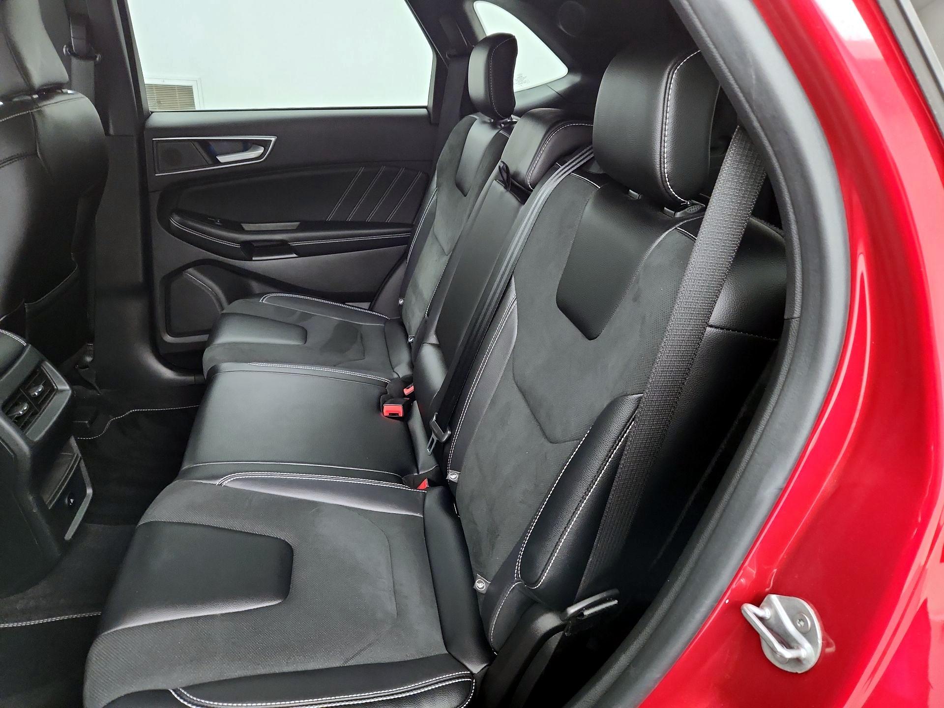 Thumbnail: 2022 Ford Edge - 19