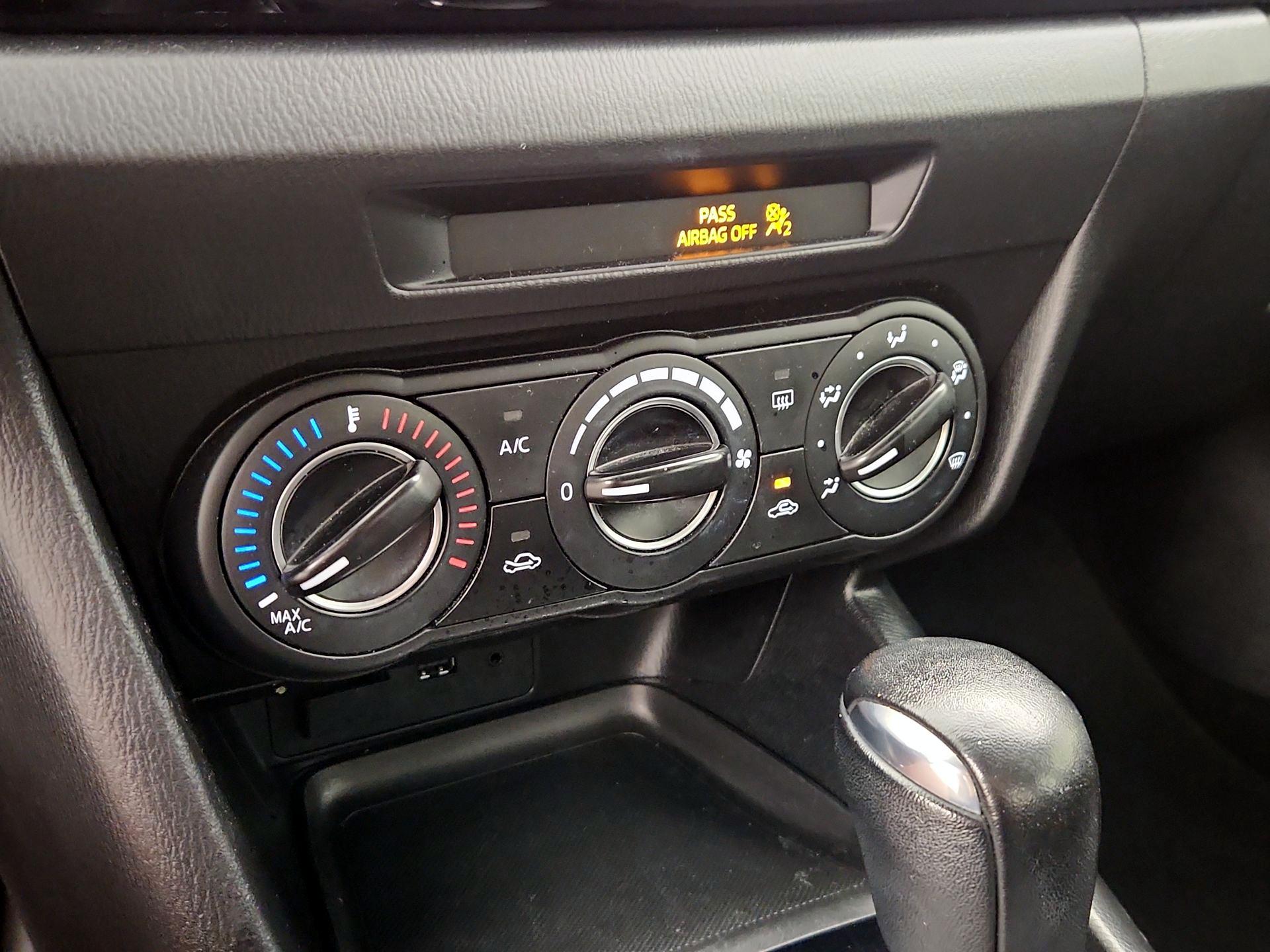 Thumbnail: 2016 Mazda Mazda3 - 16