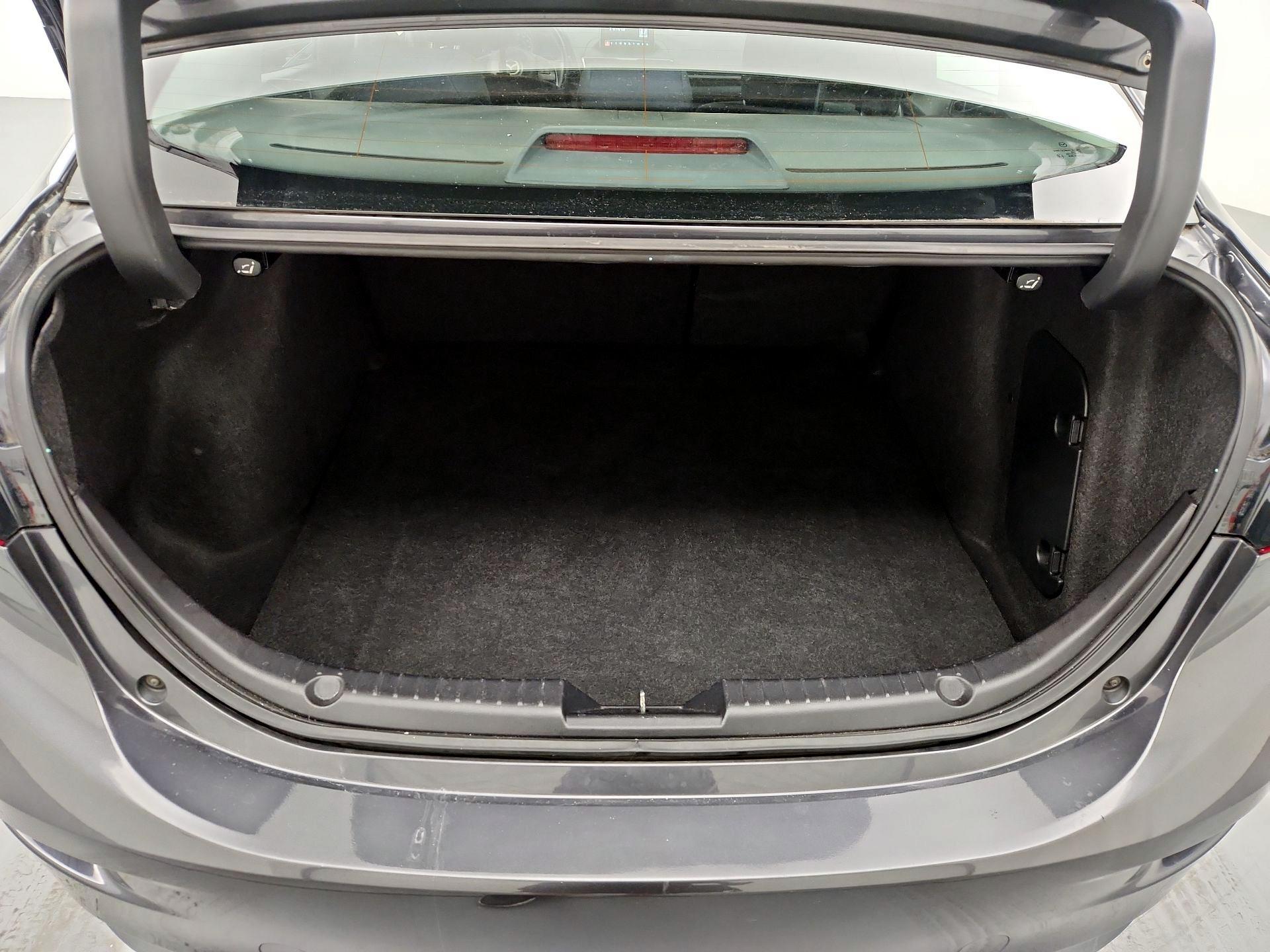 Thumbnail: 2016 Mazda Mazda3 - 20