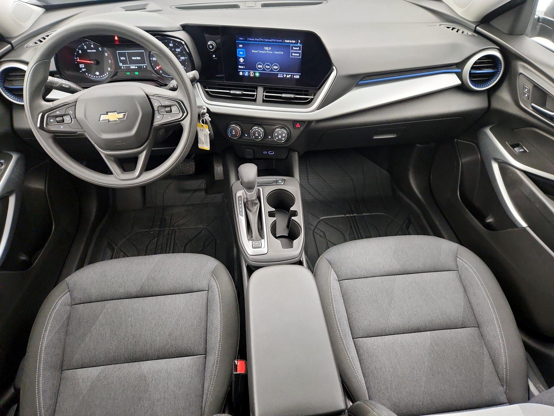 Thumbnail: 2024 Chevrolet Trax - 9