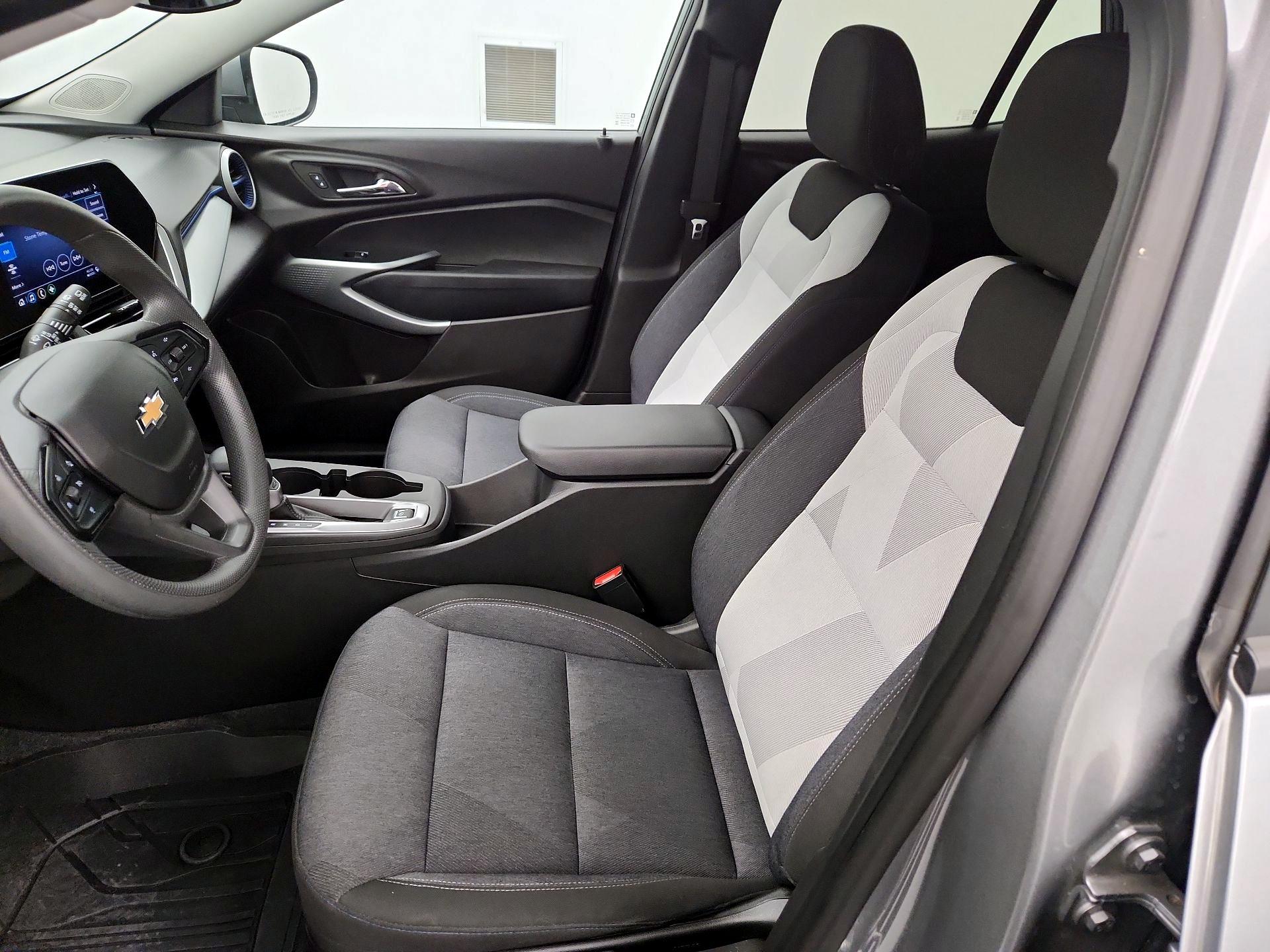 Thumbnail: 2024 Chevrolet Trax - 11