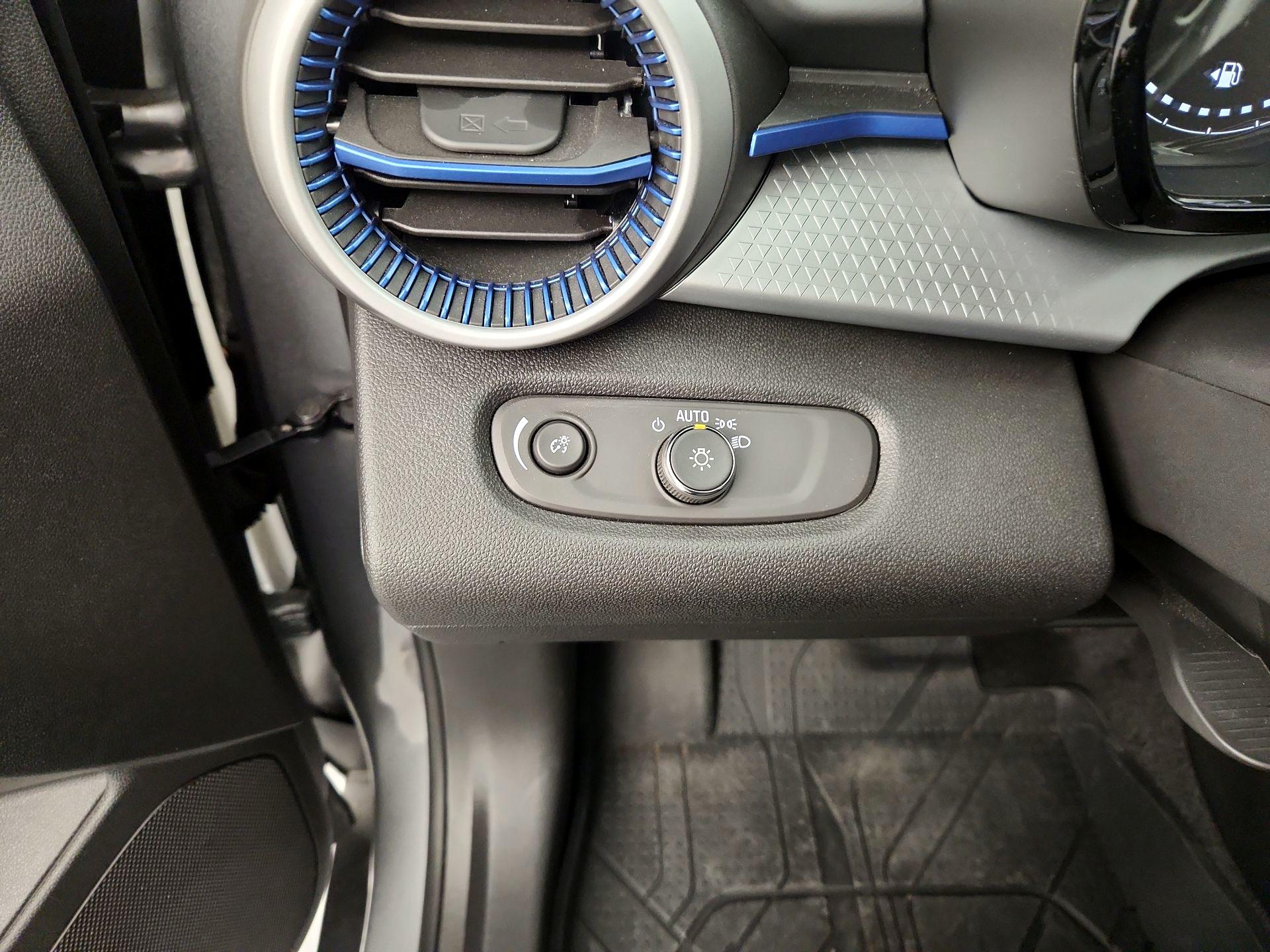 Thumbnail: 2024 Chevrolet Trax - 13