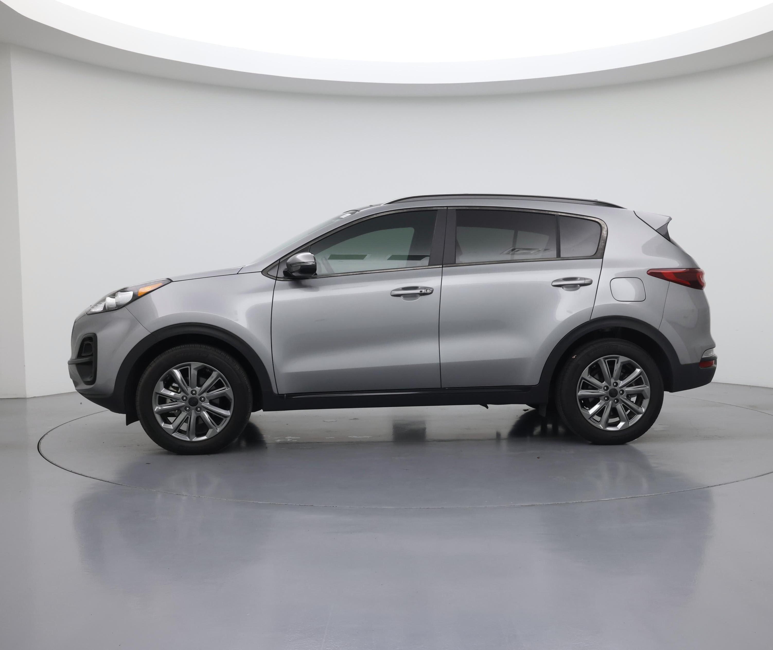 Thumbnail: 2022 Kia Sportage - 3