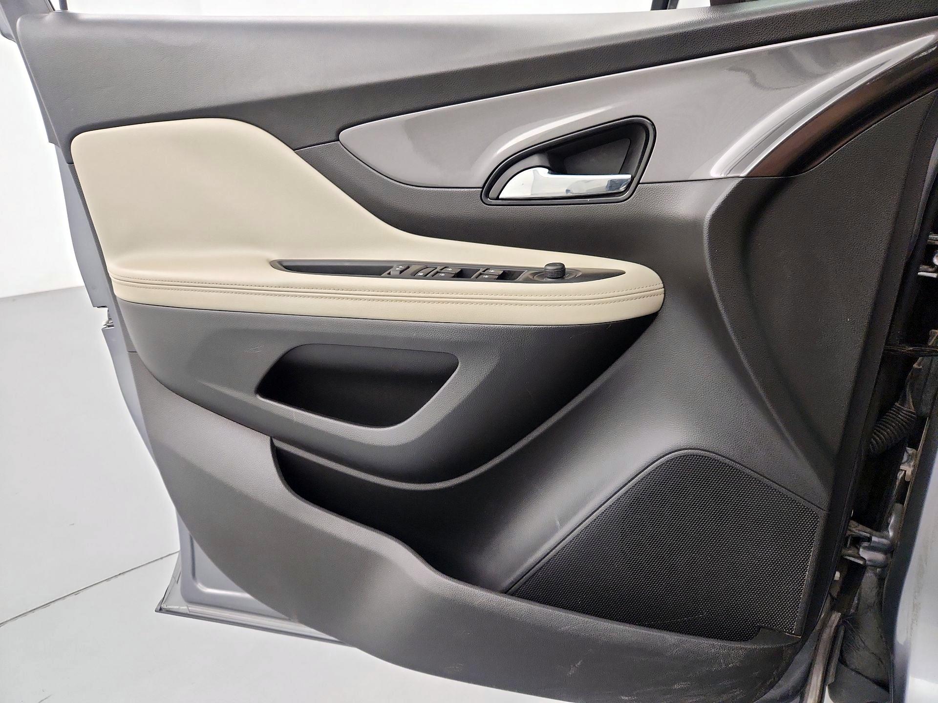 Thumbnail: 2019 Buick Encore - 12