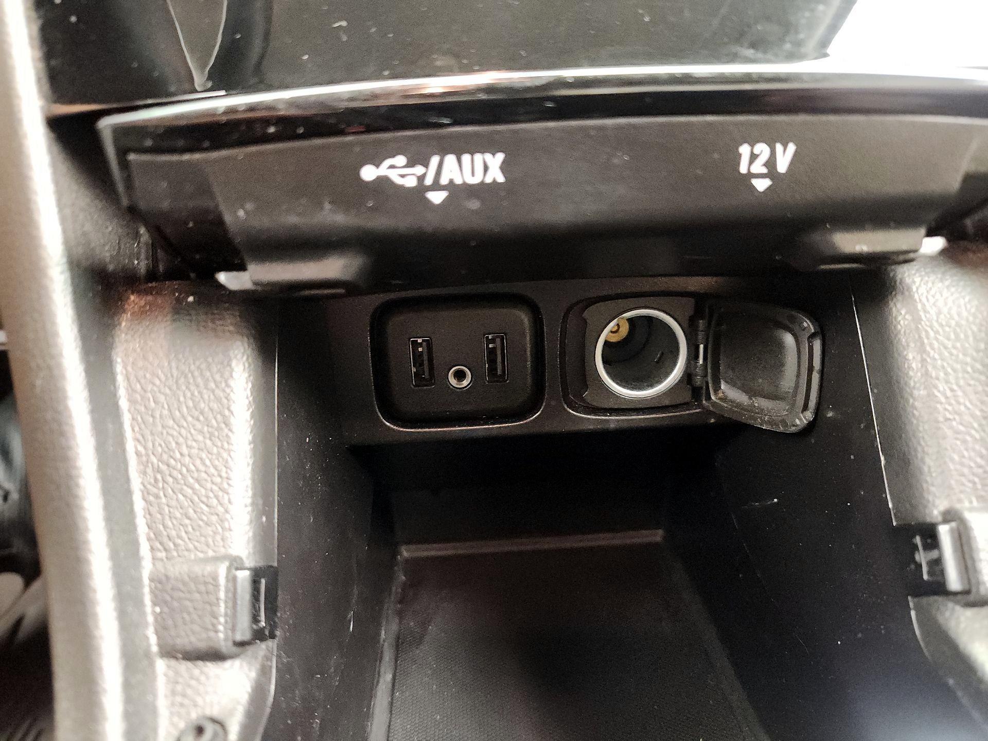 Thumbnail: 2019 Buick Encore - 18