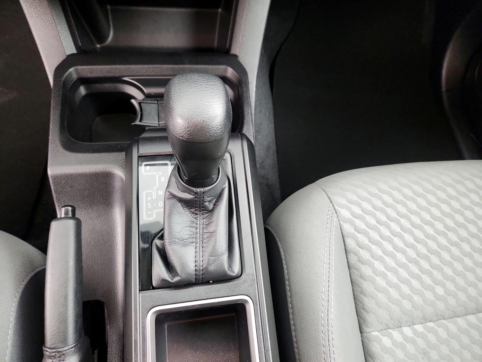 Thumbnail: 2022 Toyota Tacoma - 17