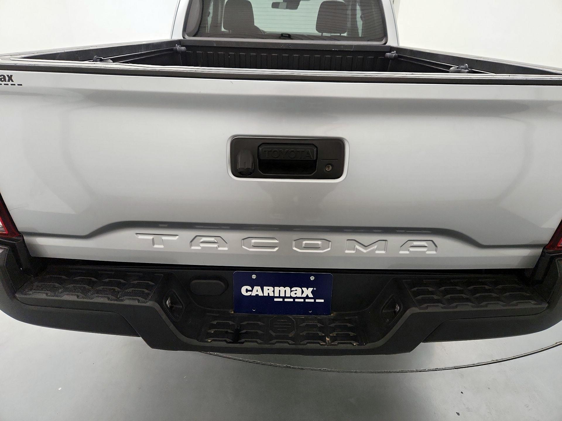 Thumbnail: 2022 Toyota Tacoma - 19