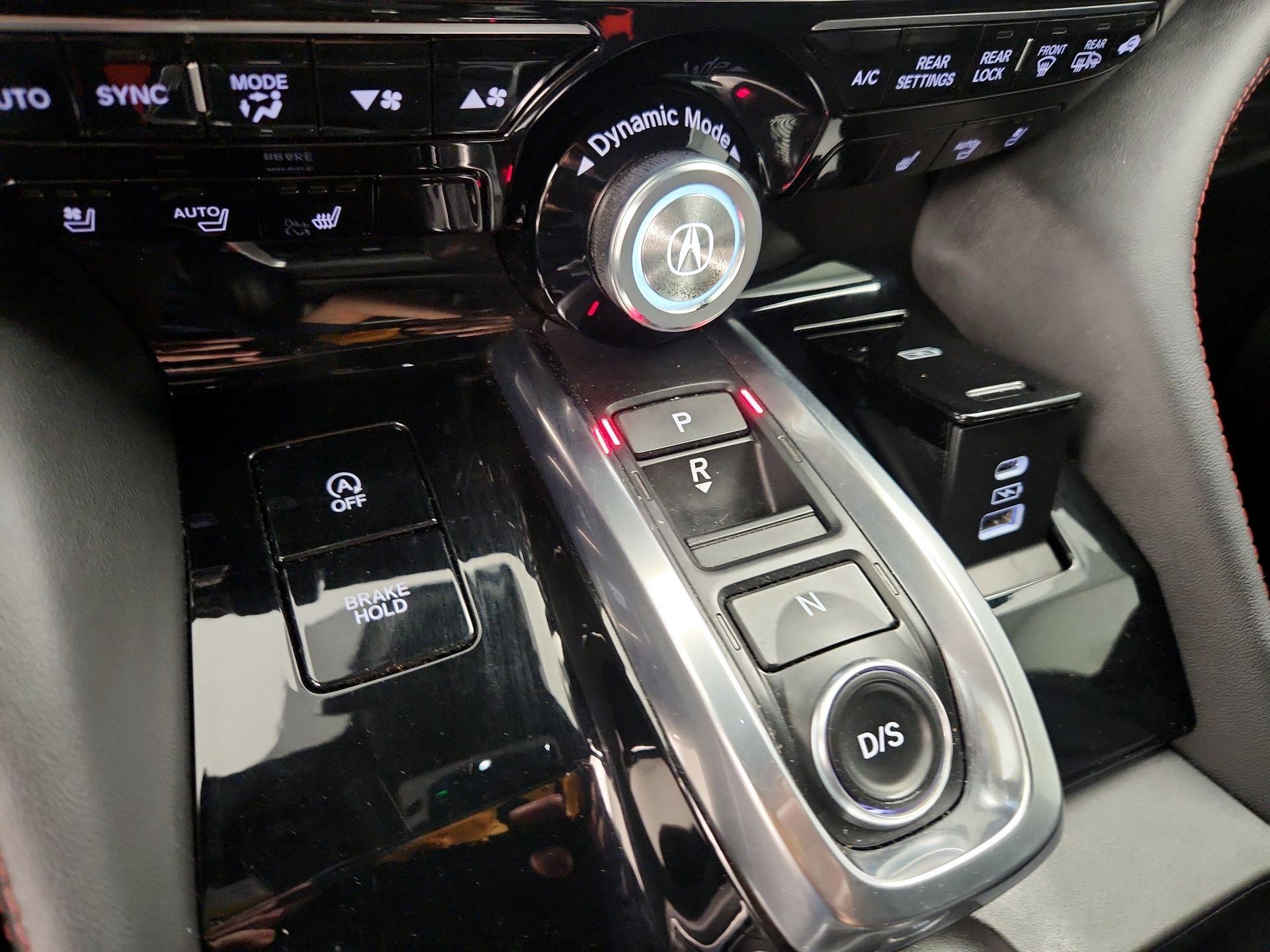 Thumbnail: 2022 Acura MDX - 17