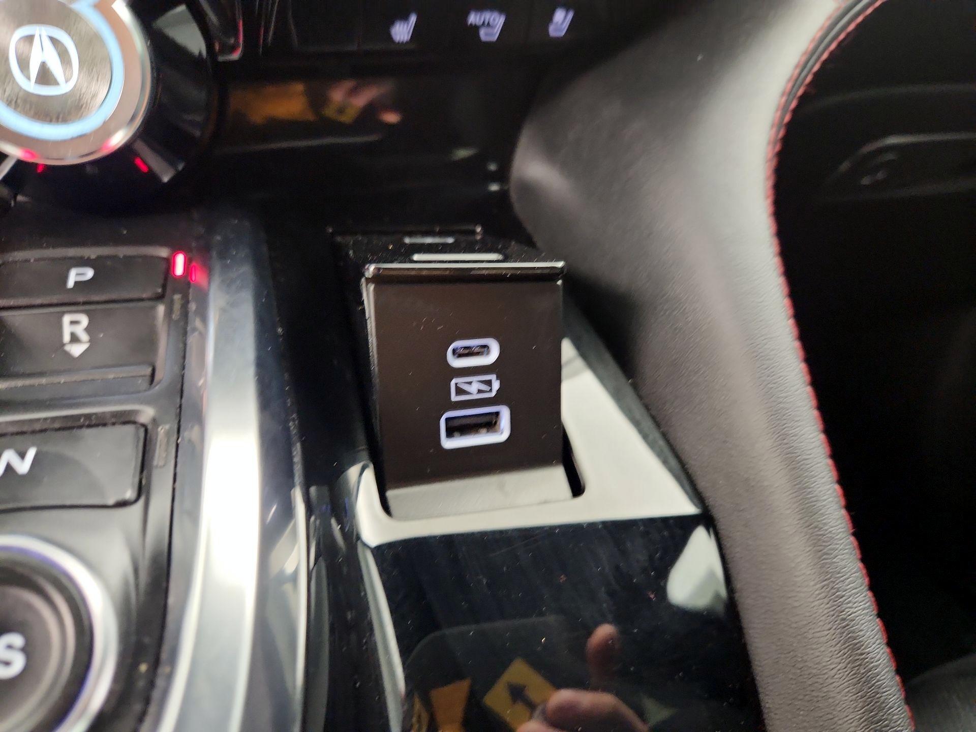 Thumbnail: 2022 Acura MDX - 18