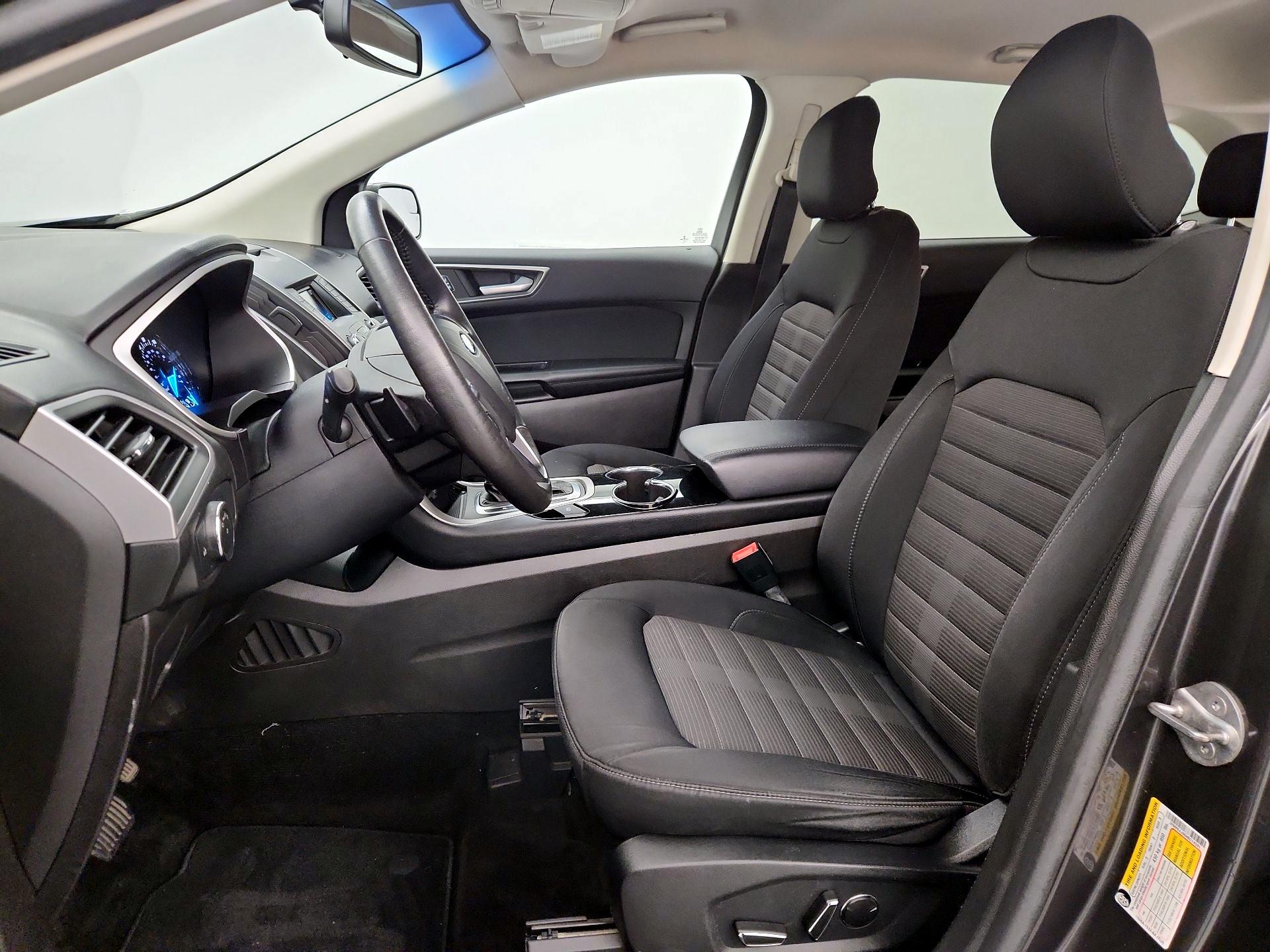 Thumbnail: 2017 Ford Edge - 11