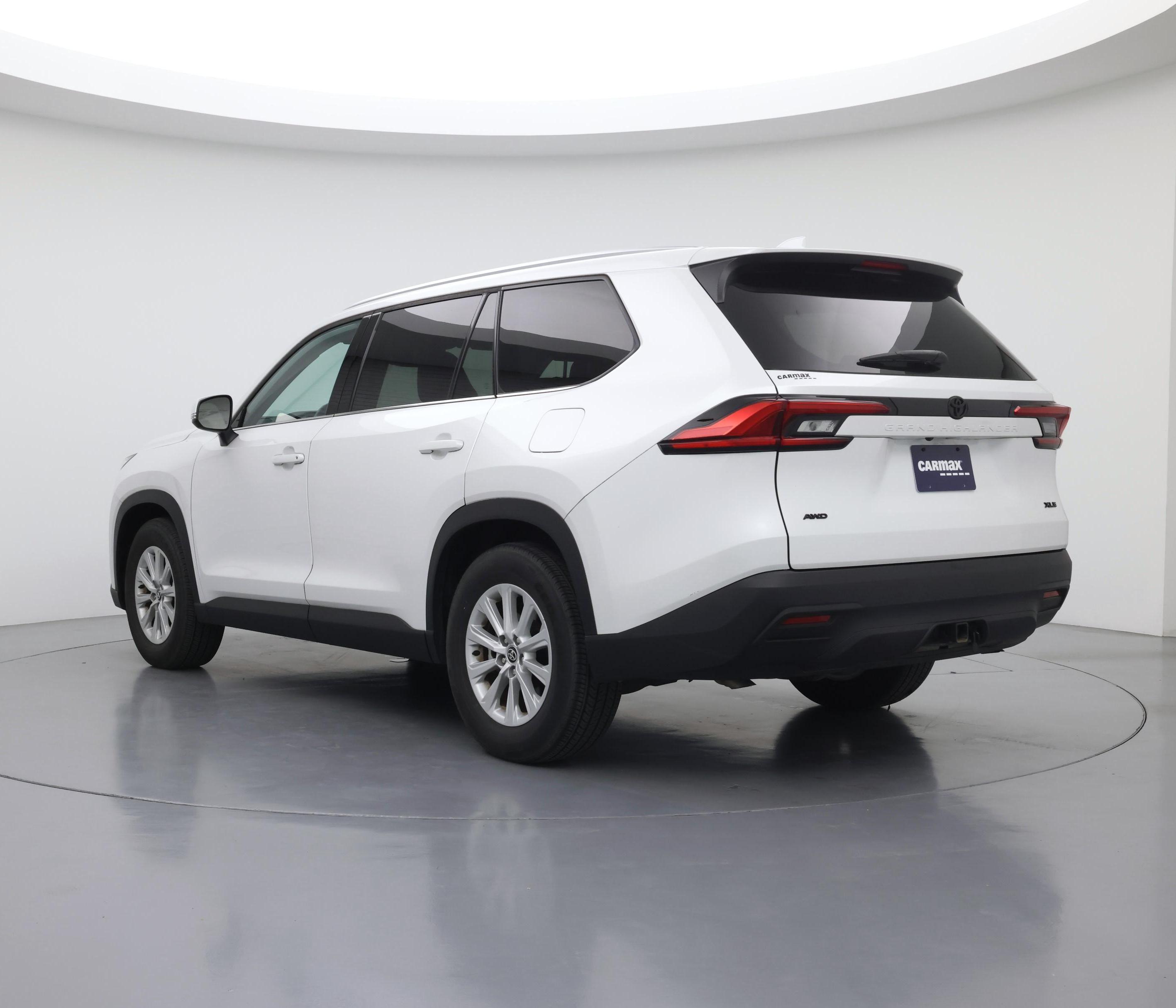 Thumbnail: 2024 Toyota Grand Highlander - 2